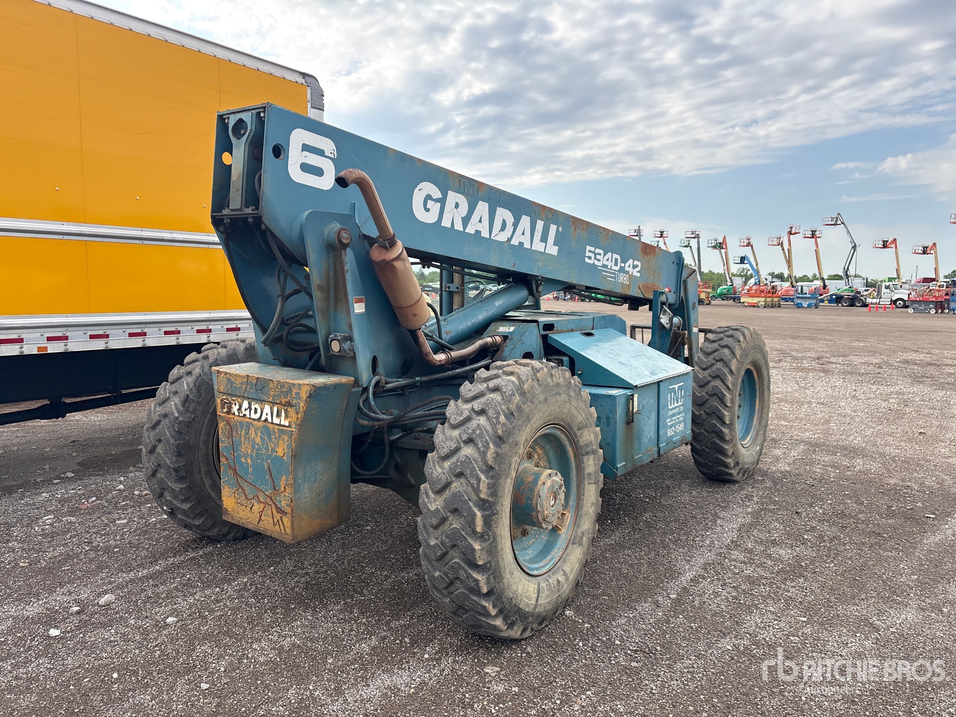 General Appearance with Picture, Right Rear Corner
