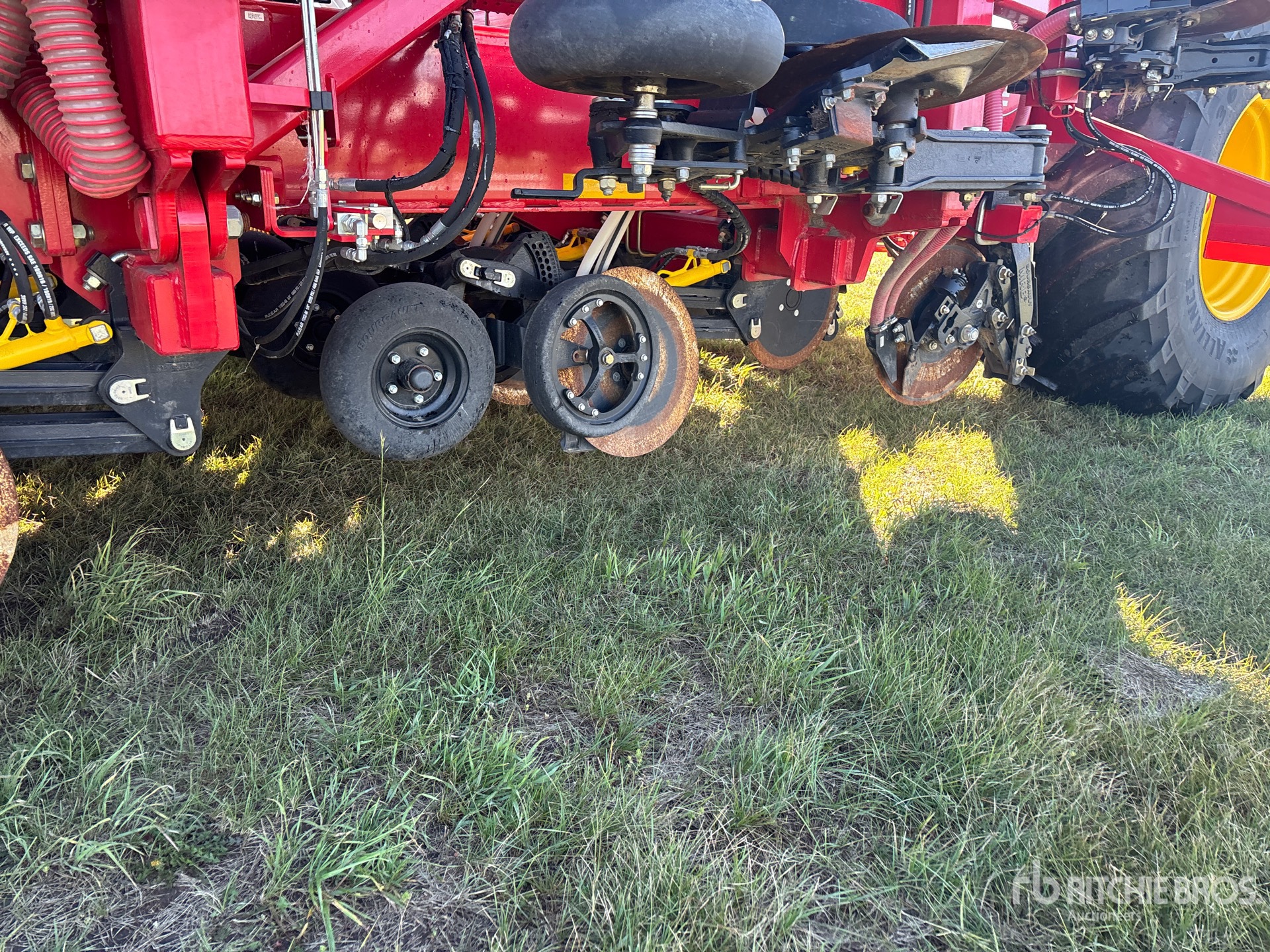 2024 Bourgault 3720 PCD HF
