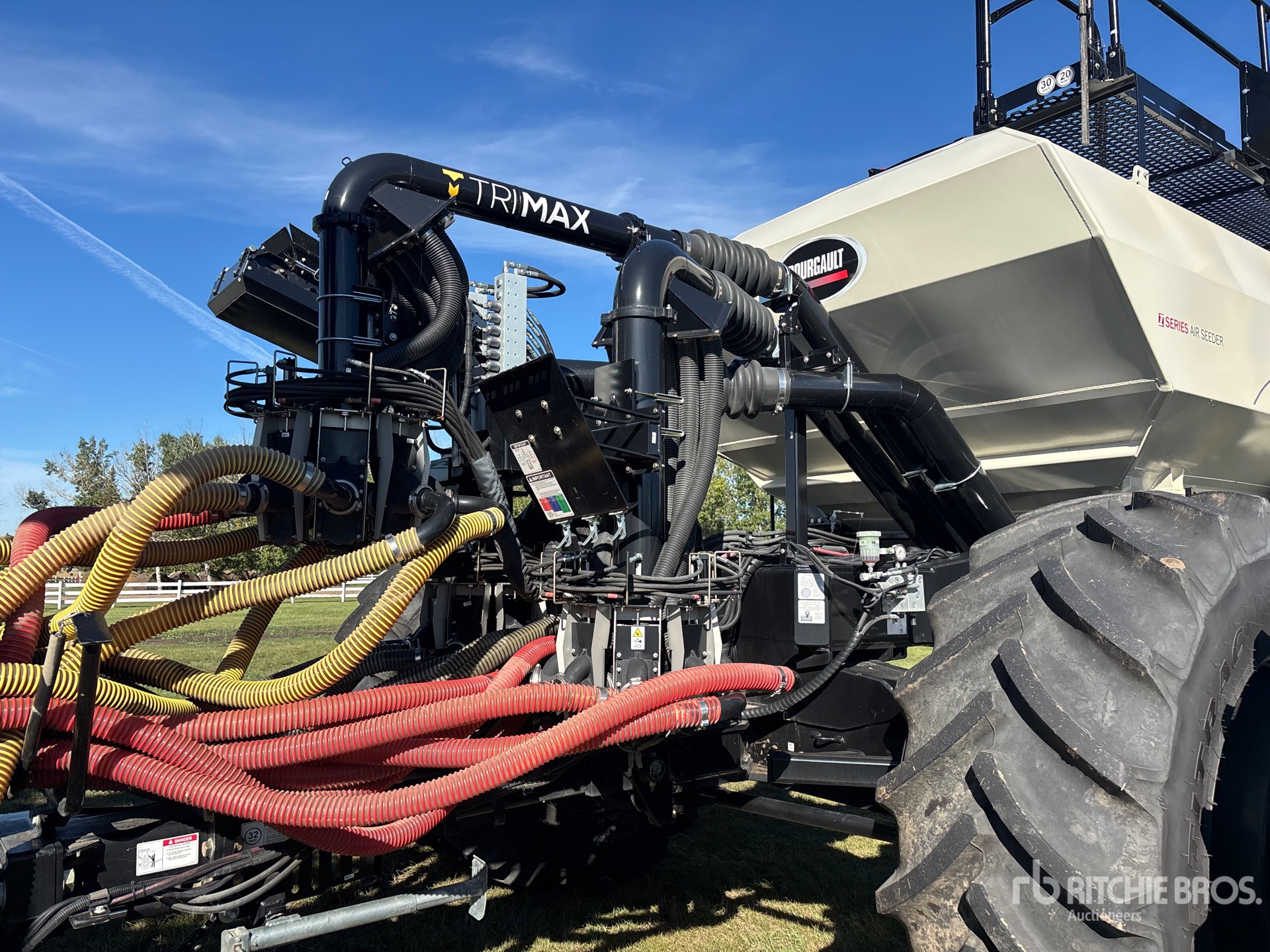 2024 Bourgault 3720 PCD HF