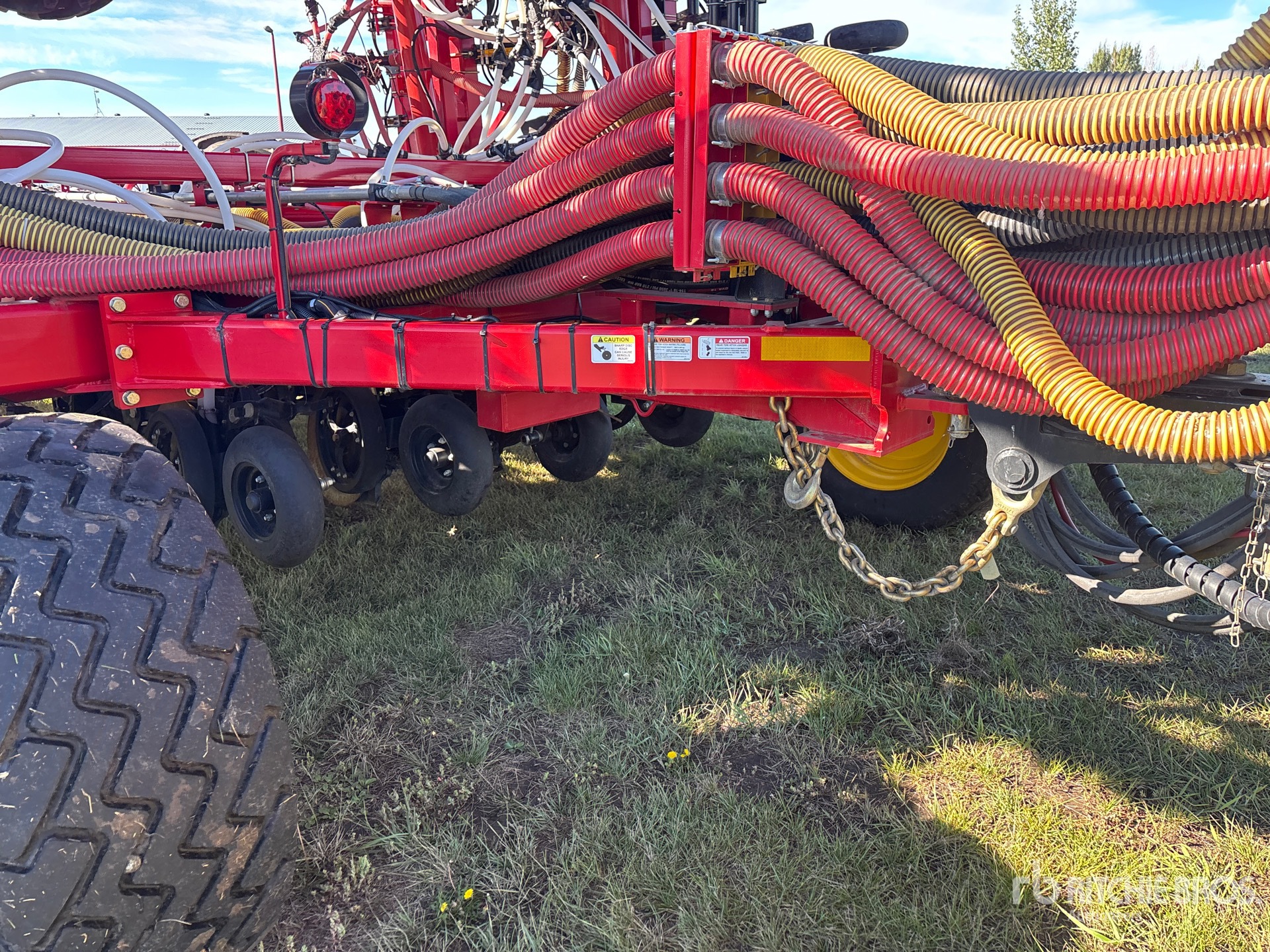 2024 Bourgault 3720 PCD HF