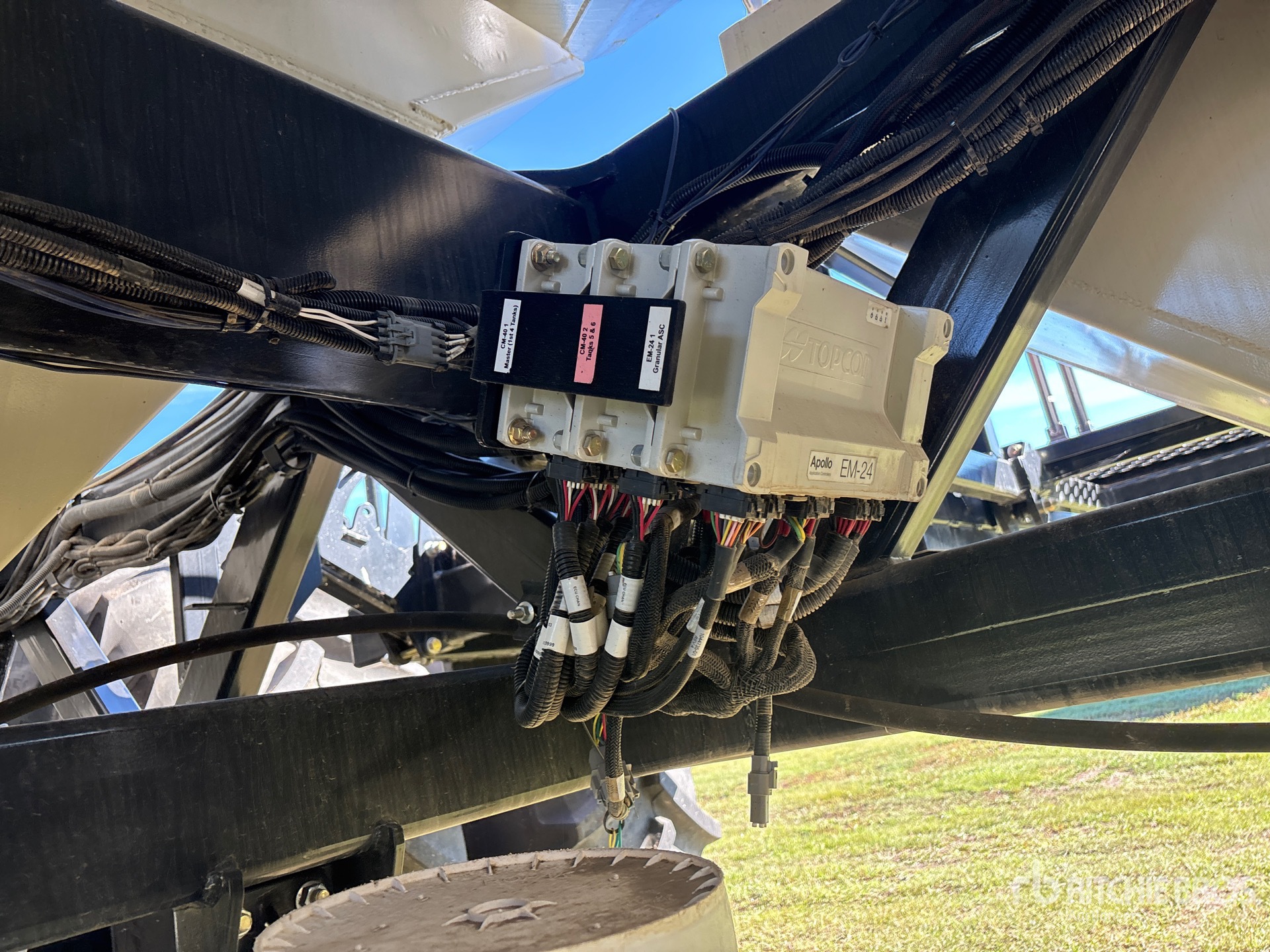 2024 Bourgault 3720 PCD HF