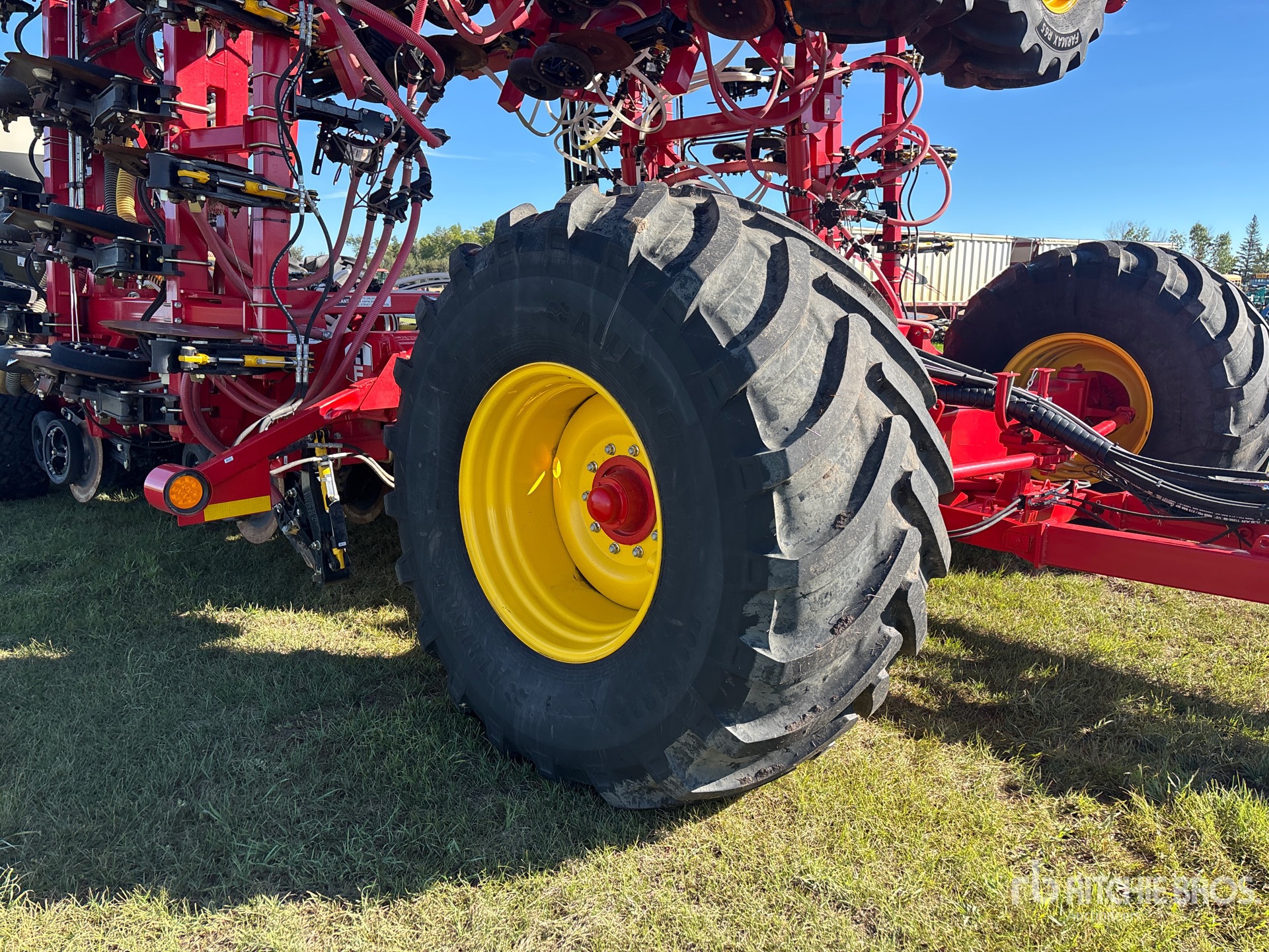 2024 Bourgault 3720 PCD HF