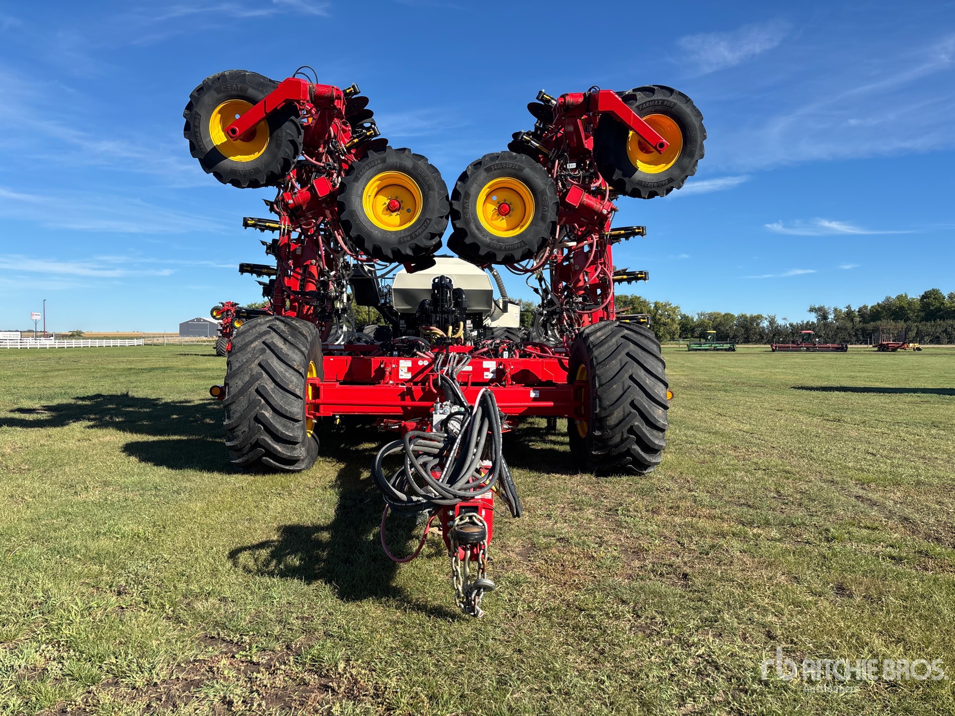 2024 Bourgault 3720 PCD HF