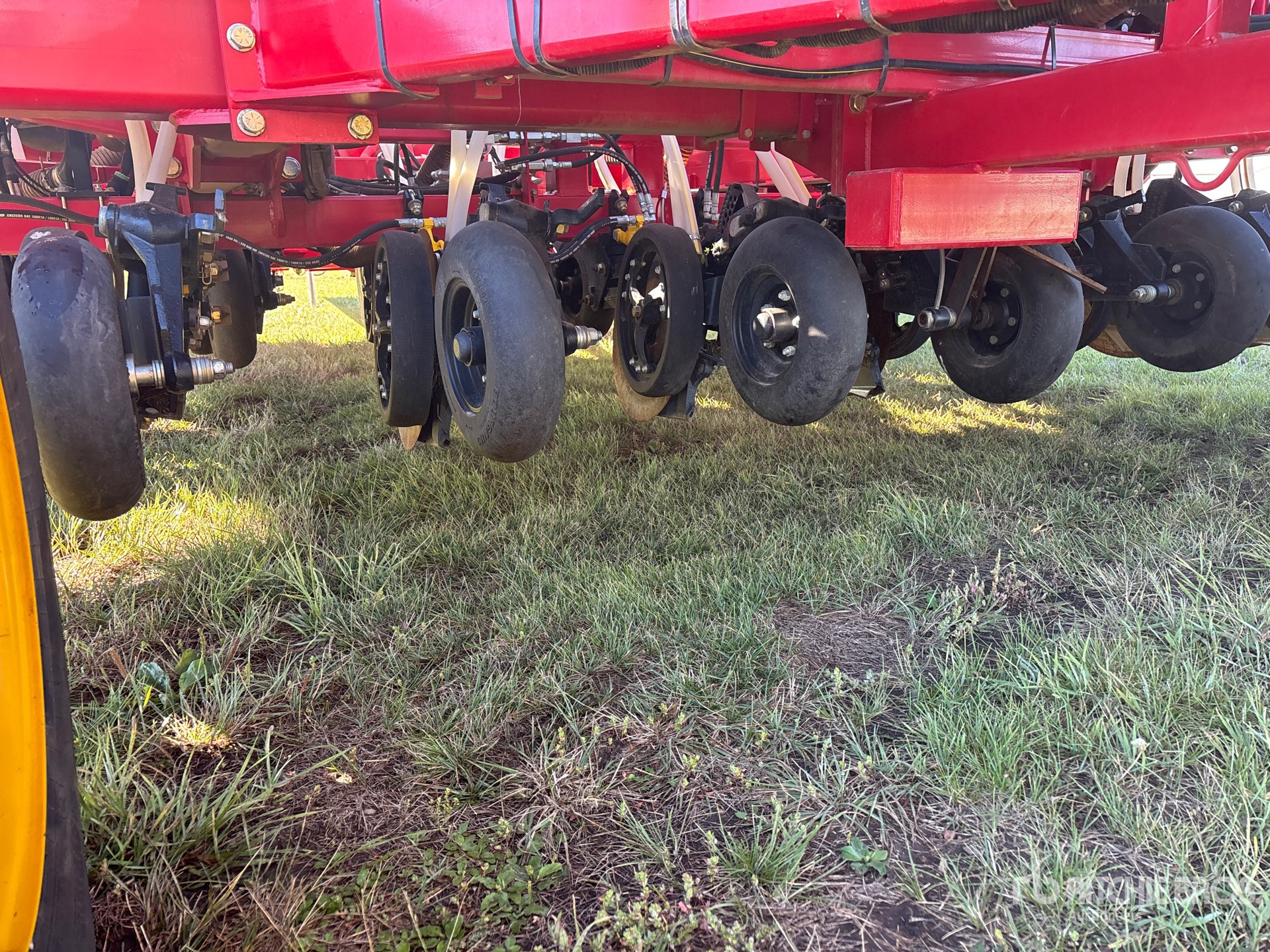 2024 Bourgault 3720 PCD HF