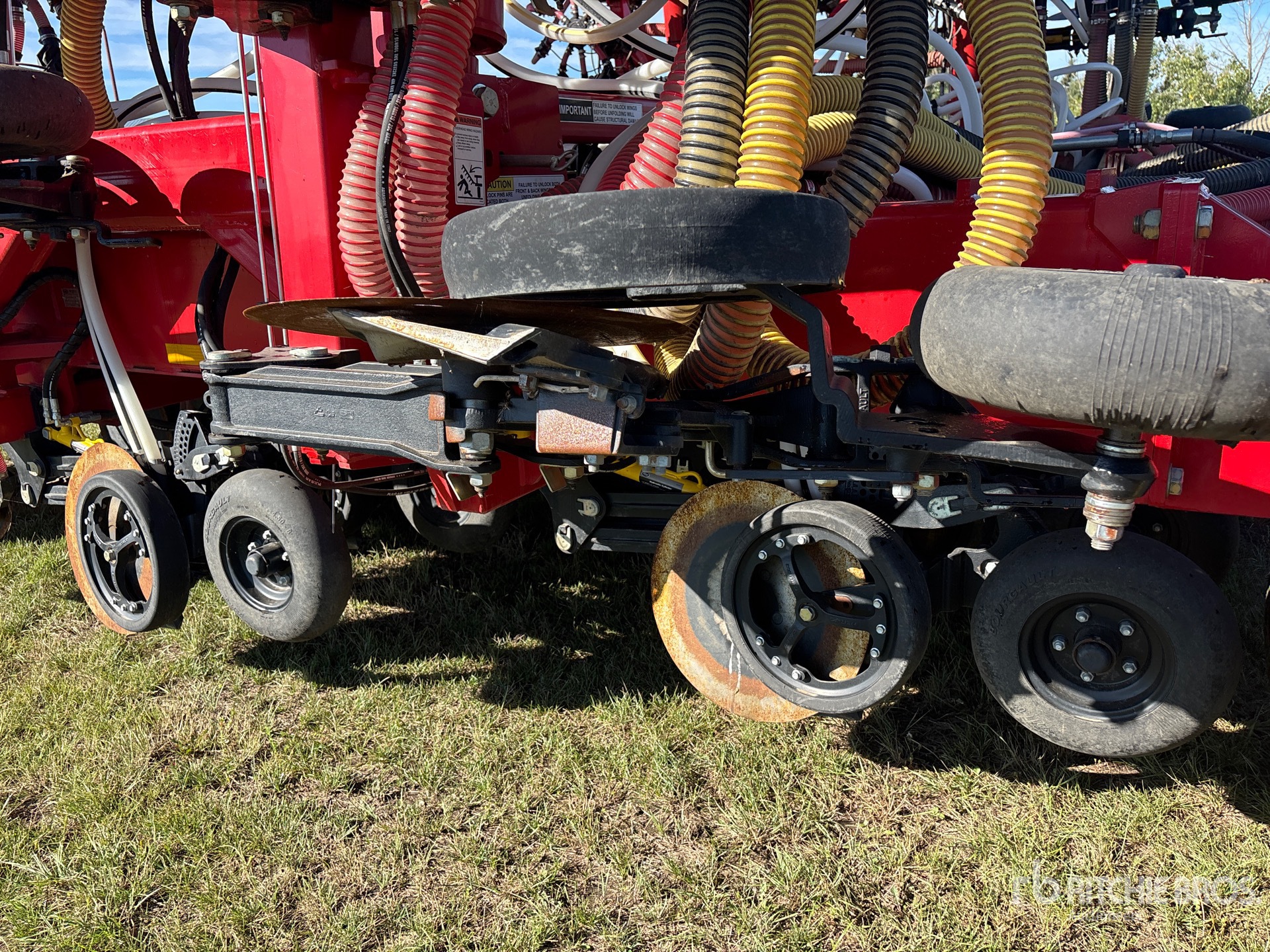 2024 Bourgault 3720 PCD HF