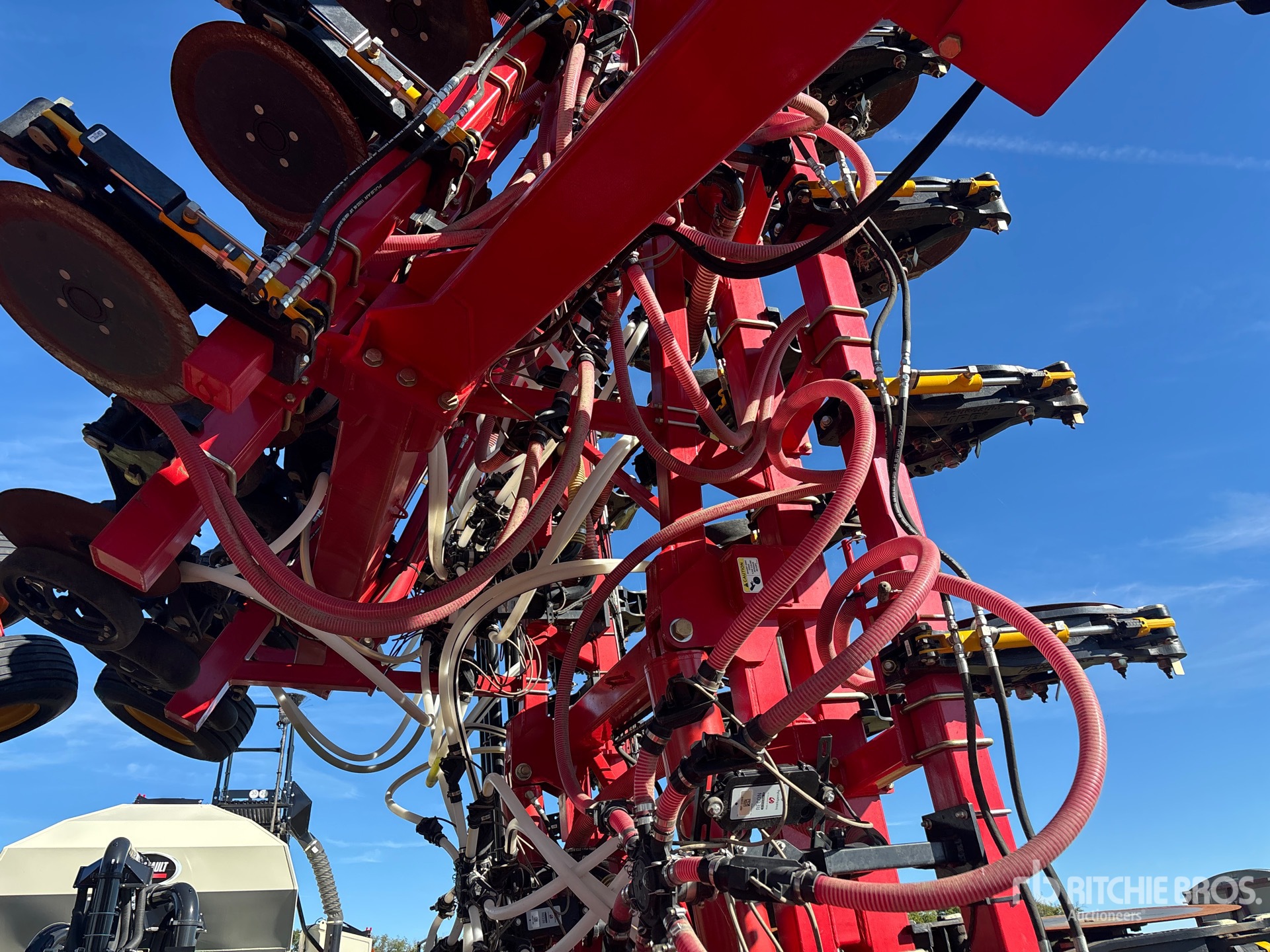 2024 Bourgault 3720 PCD HF