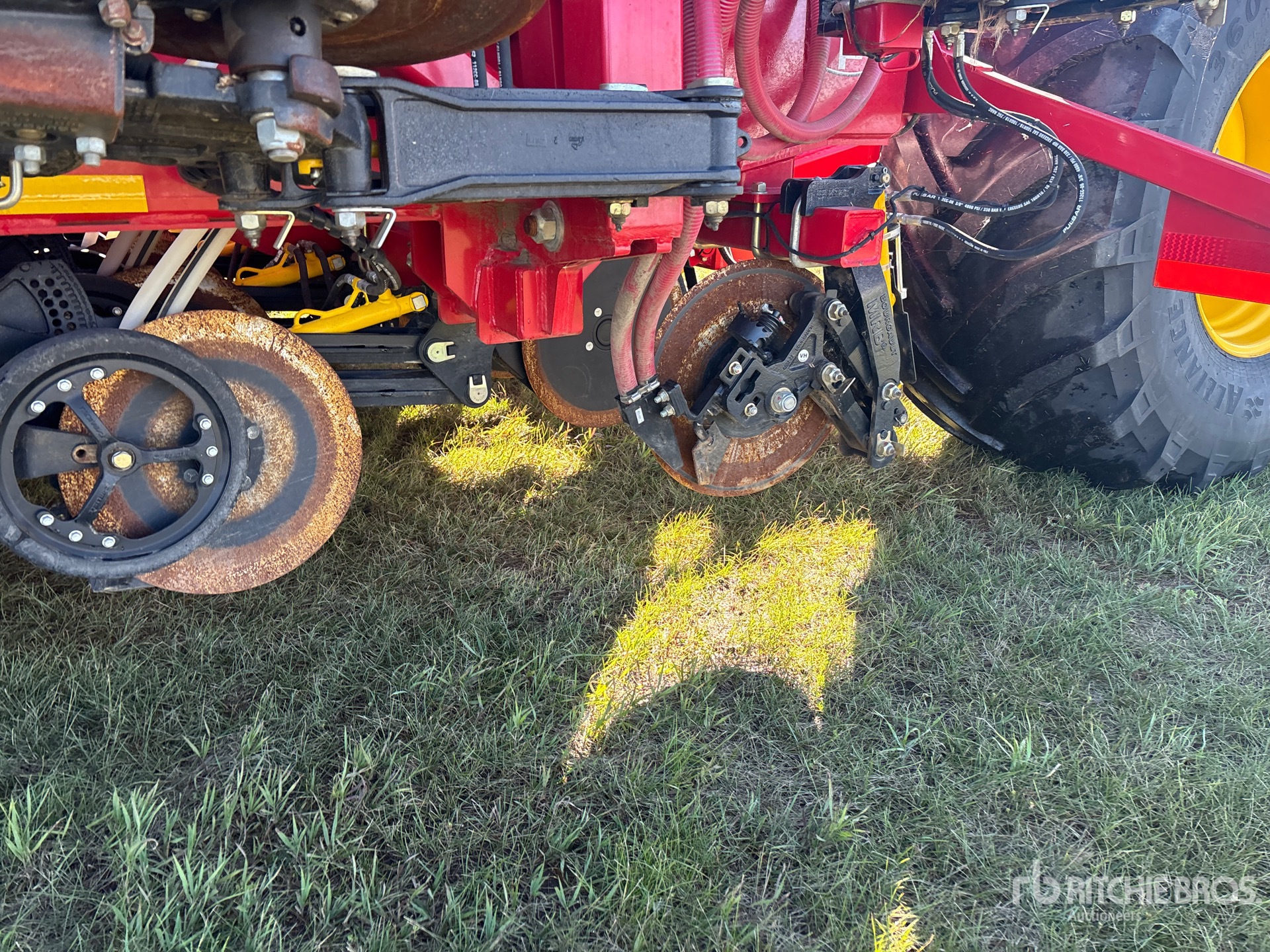 2024 Bourgault 3720 PCD HF