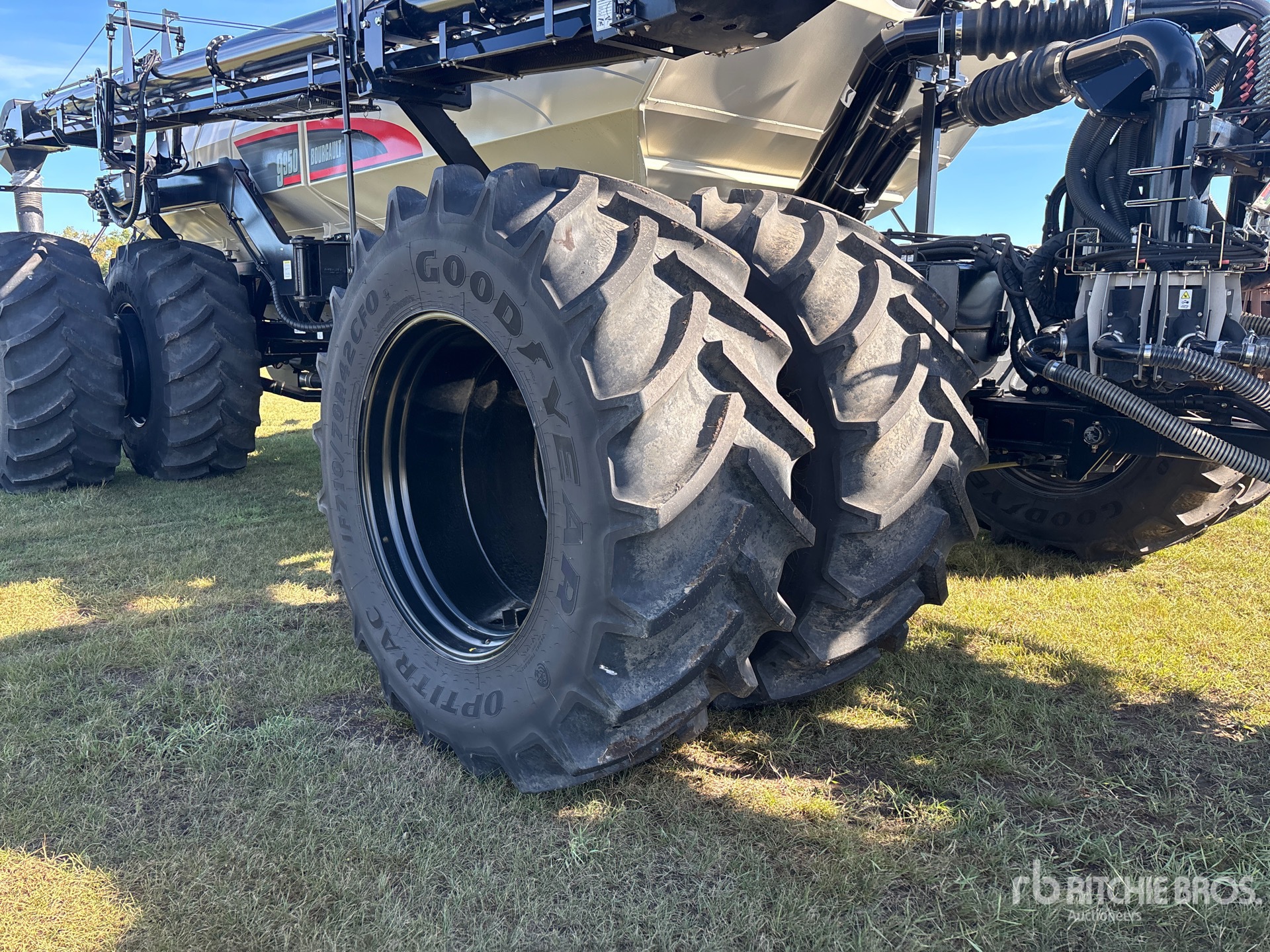 2024 Bourgault 3720 PCD HF