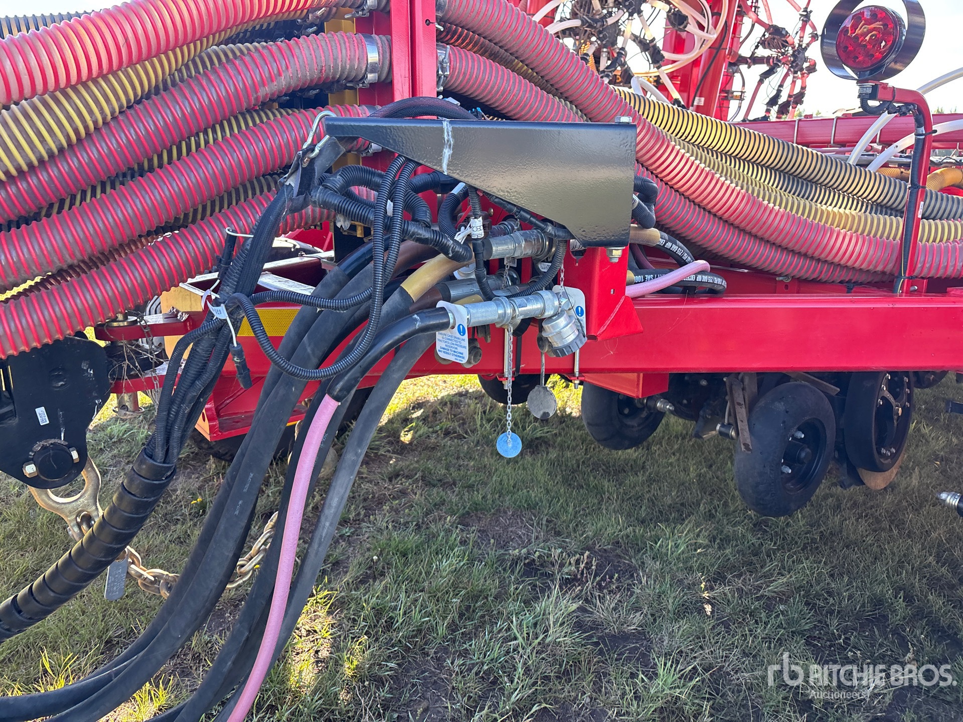 2024 Bourgault 3720 PCD HF