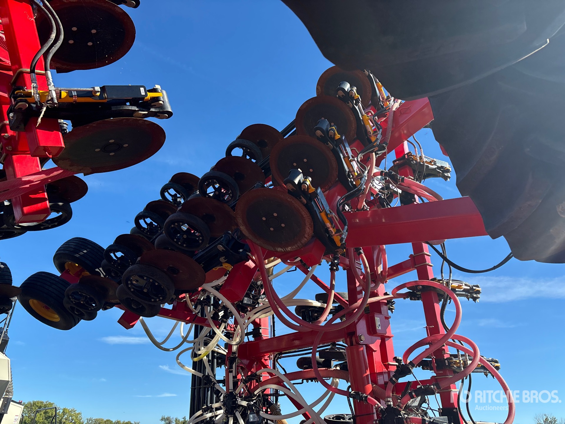 2024 Bourgault 3720 PCD HF