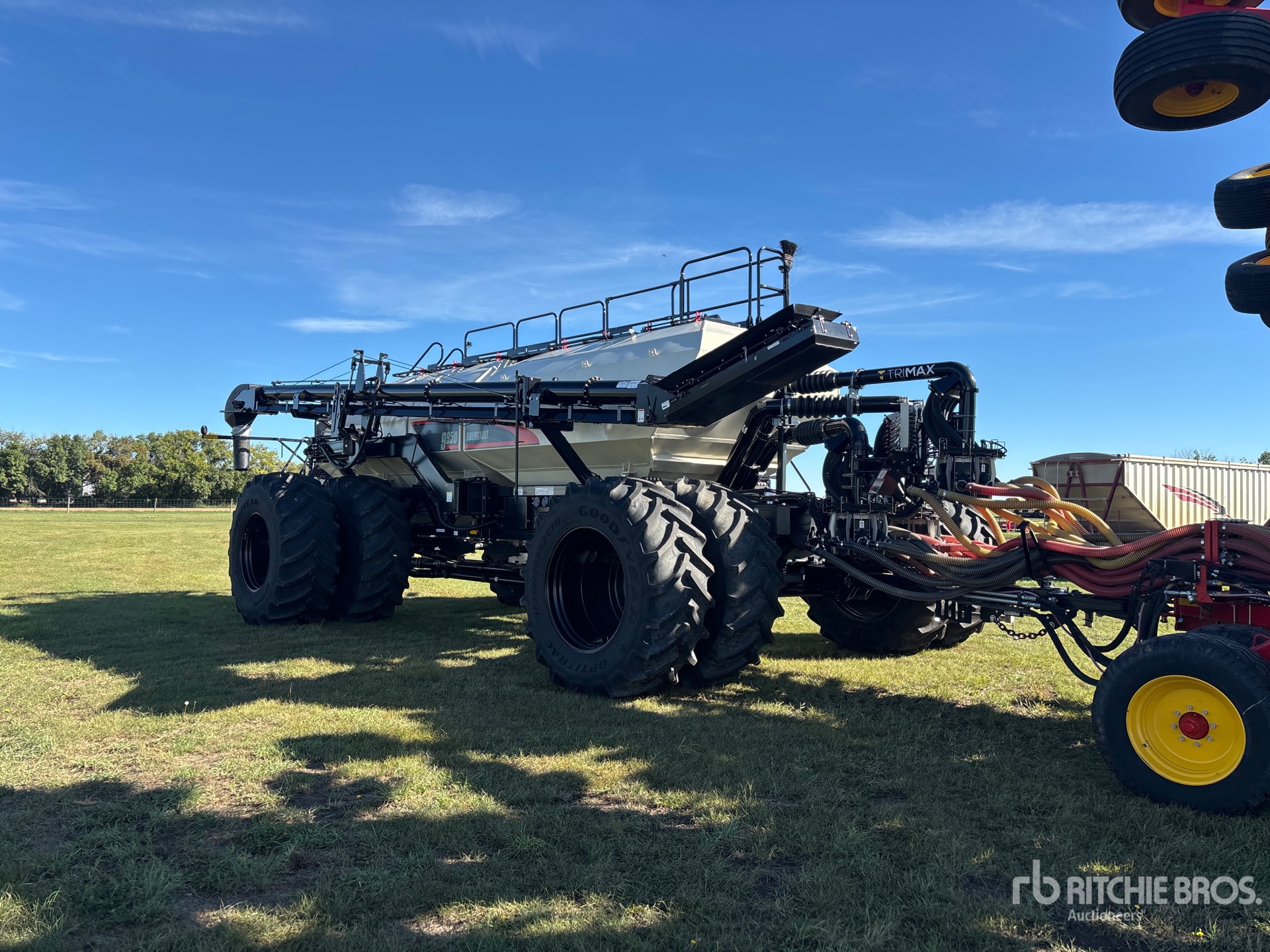 2024 Bourgault 3720 PCD HF