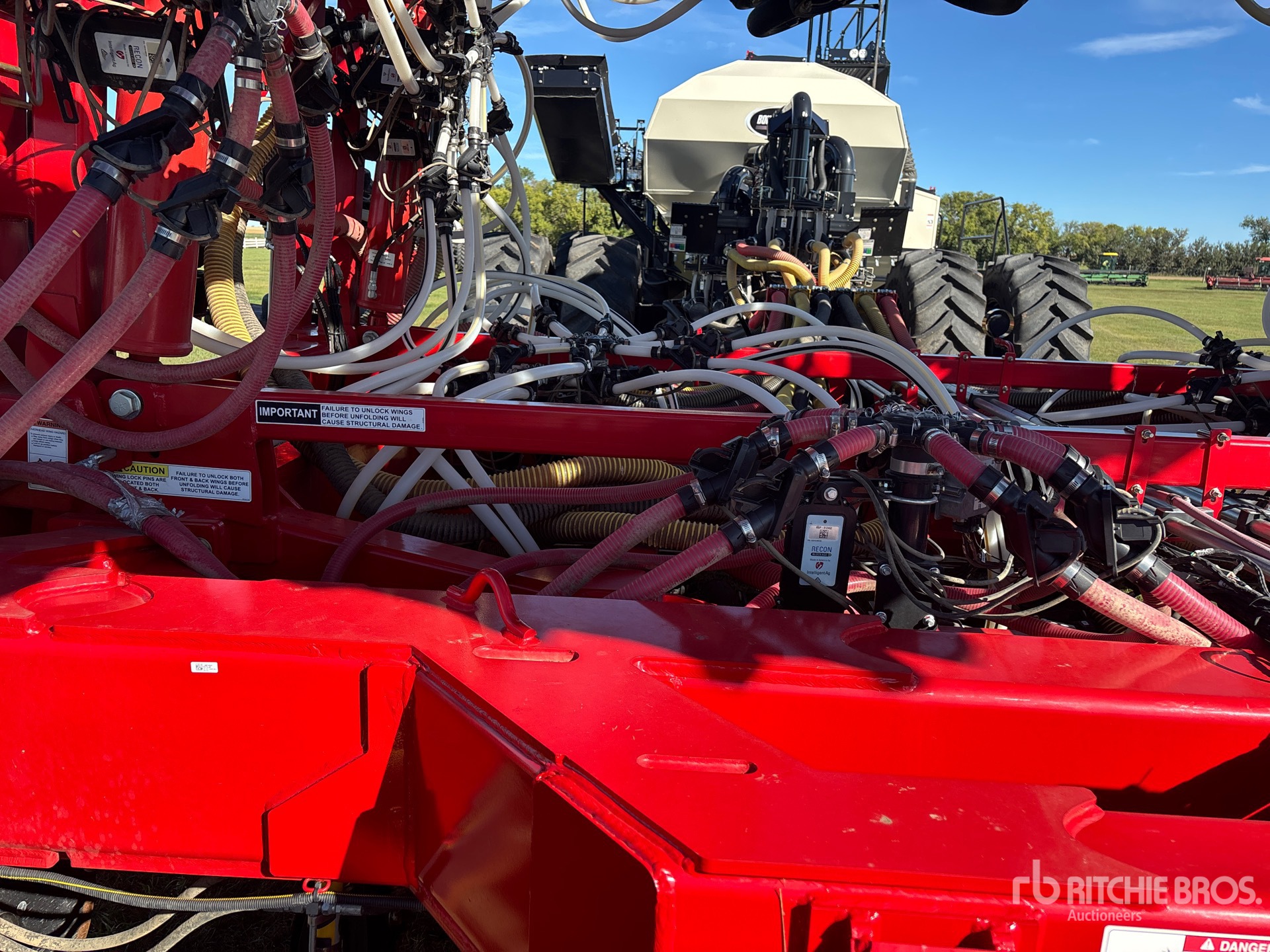 2024 Bourgault 3720 PCD HF