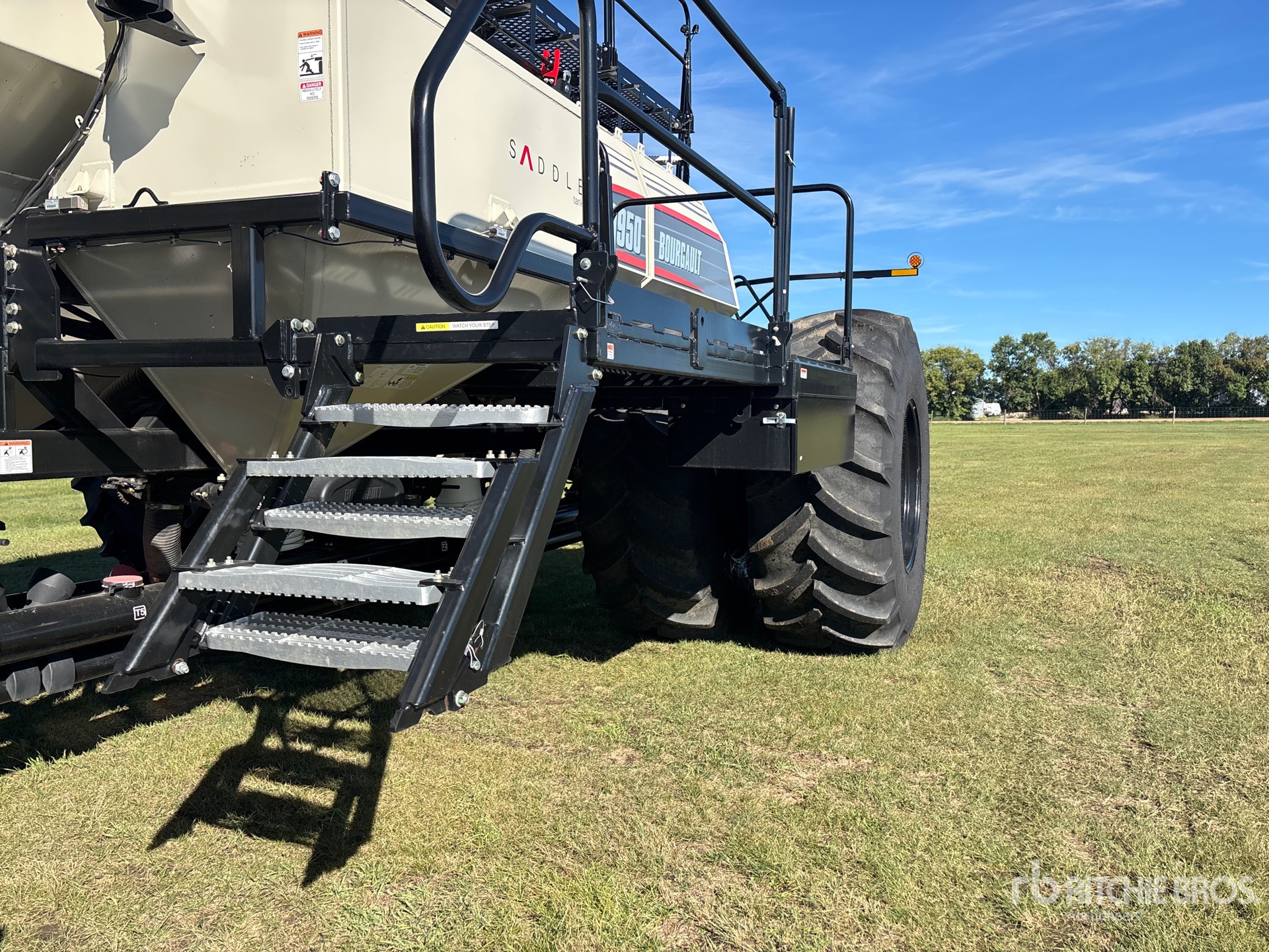 2024 Bourgault 3720 PCD HF