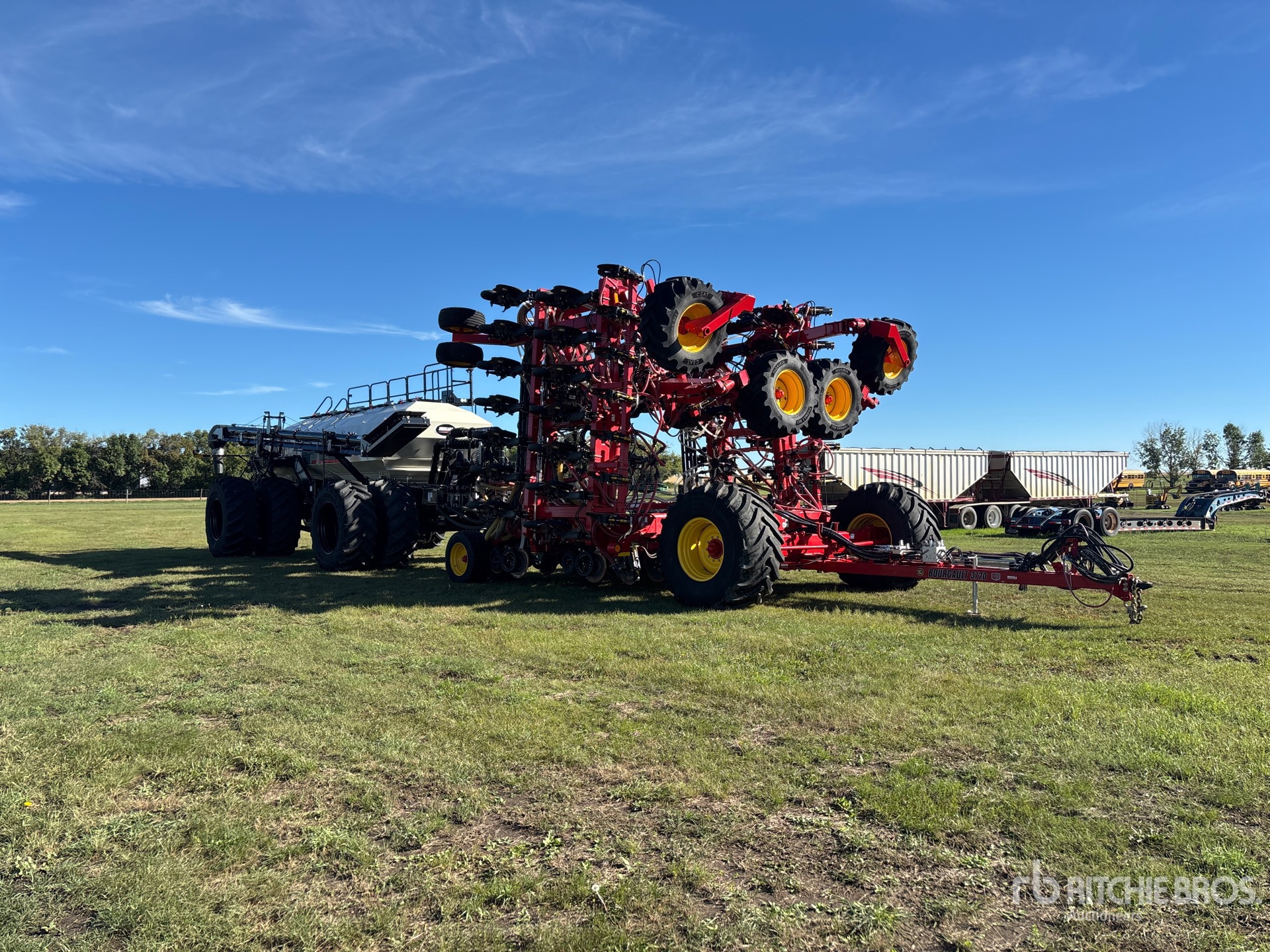 2024 Bourgault 3720 PCD HF