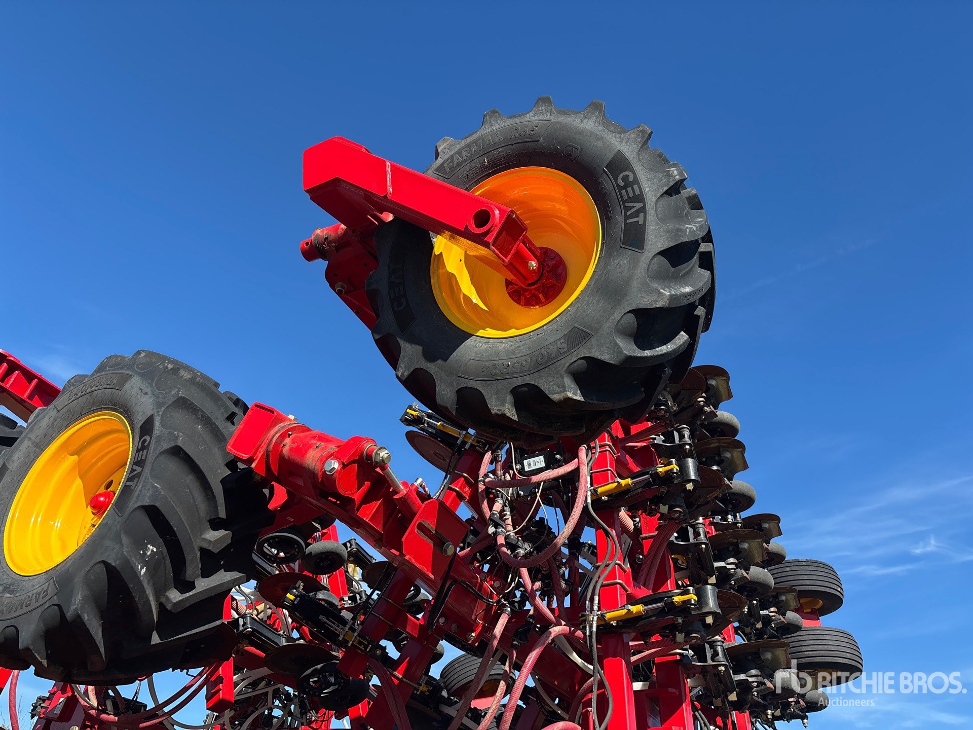 2024 Bourgault 3720 PCD HF