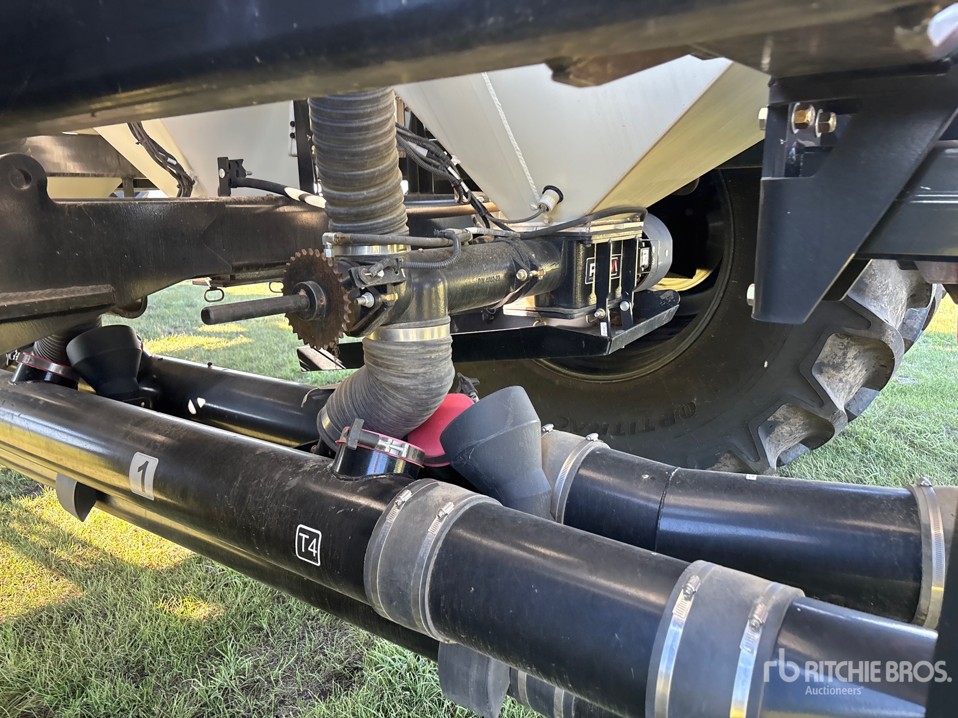 2024 Bourgault 3720 PCD HF