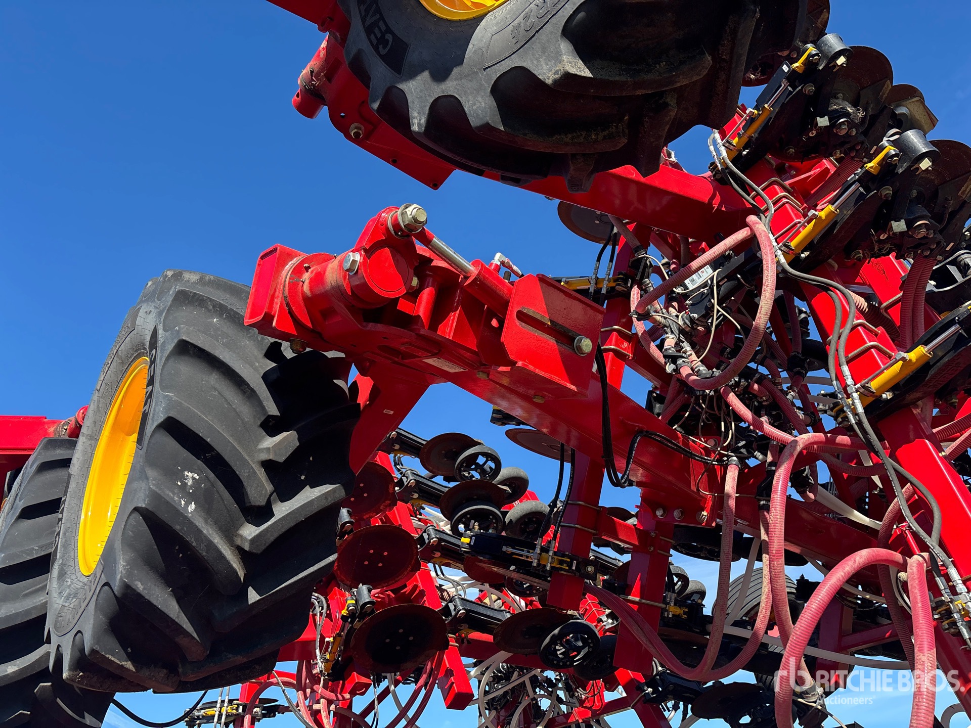 2024 Bourgault 3720 PCD HF