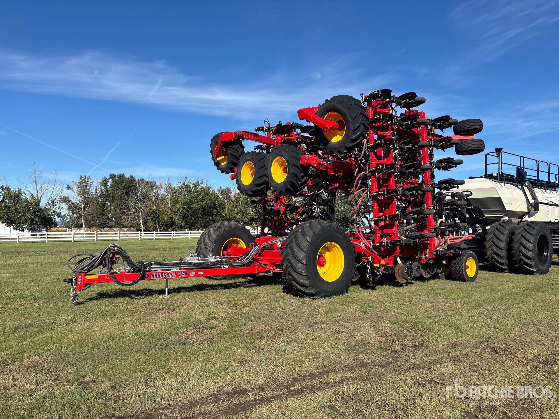 2024 Bourgault 3720 PCD HF
