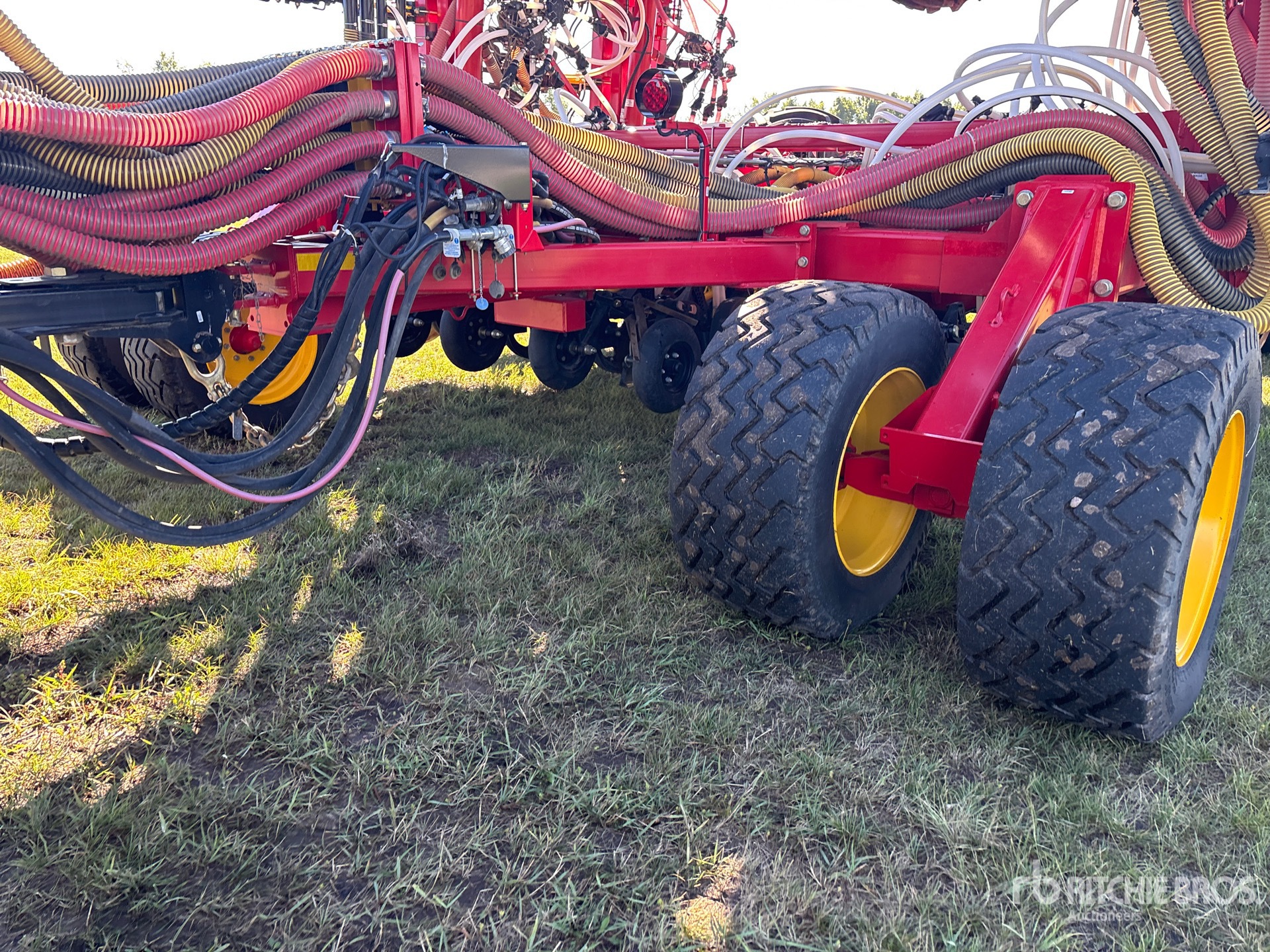 2024 Bourgault 3720 PCD HF