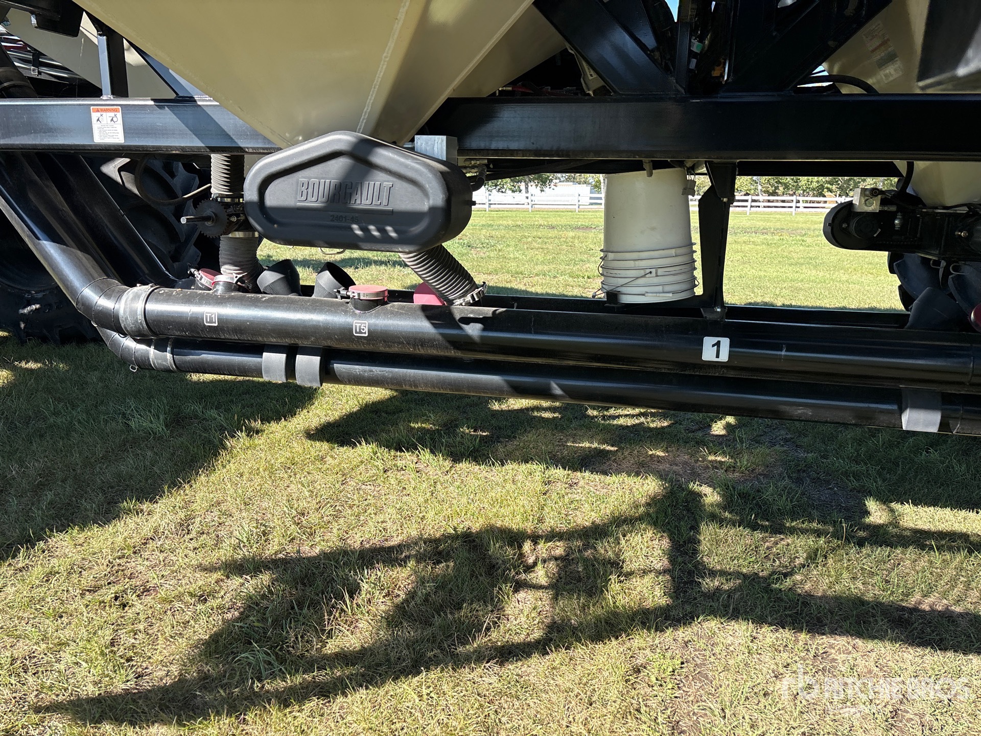 2024 Bourgault 3720 PCD HF