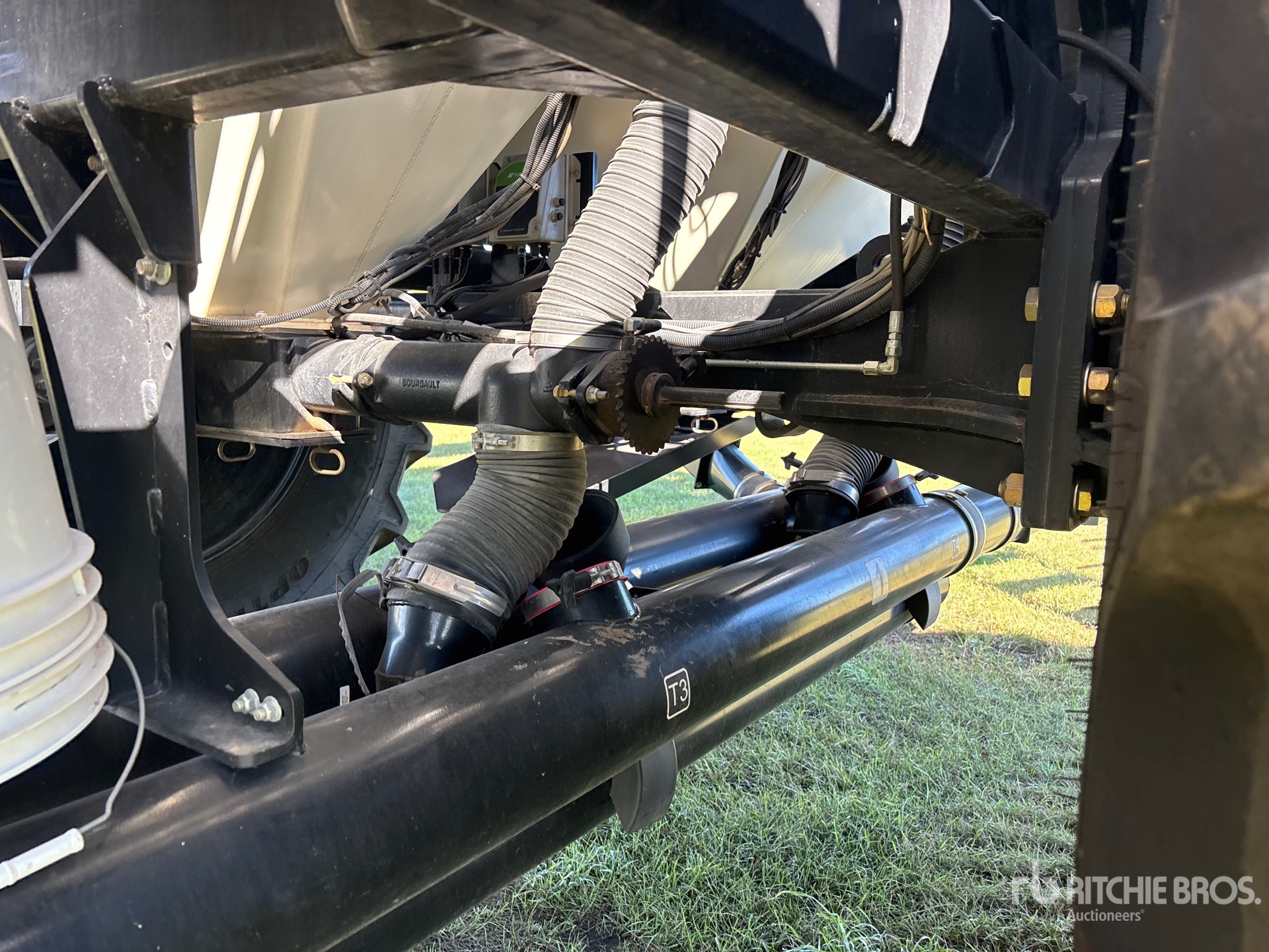 2024 Bourgault 3720 PCD HF