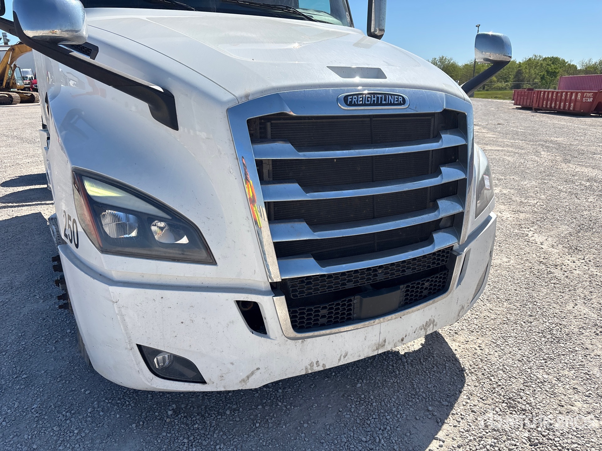 2020 Freightliner CASCADIA
