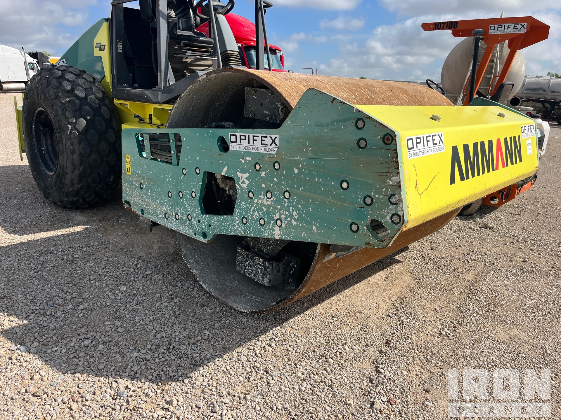 Photo of a 2022 Ammann ARS110