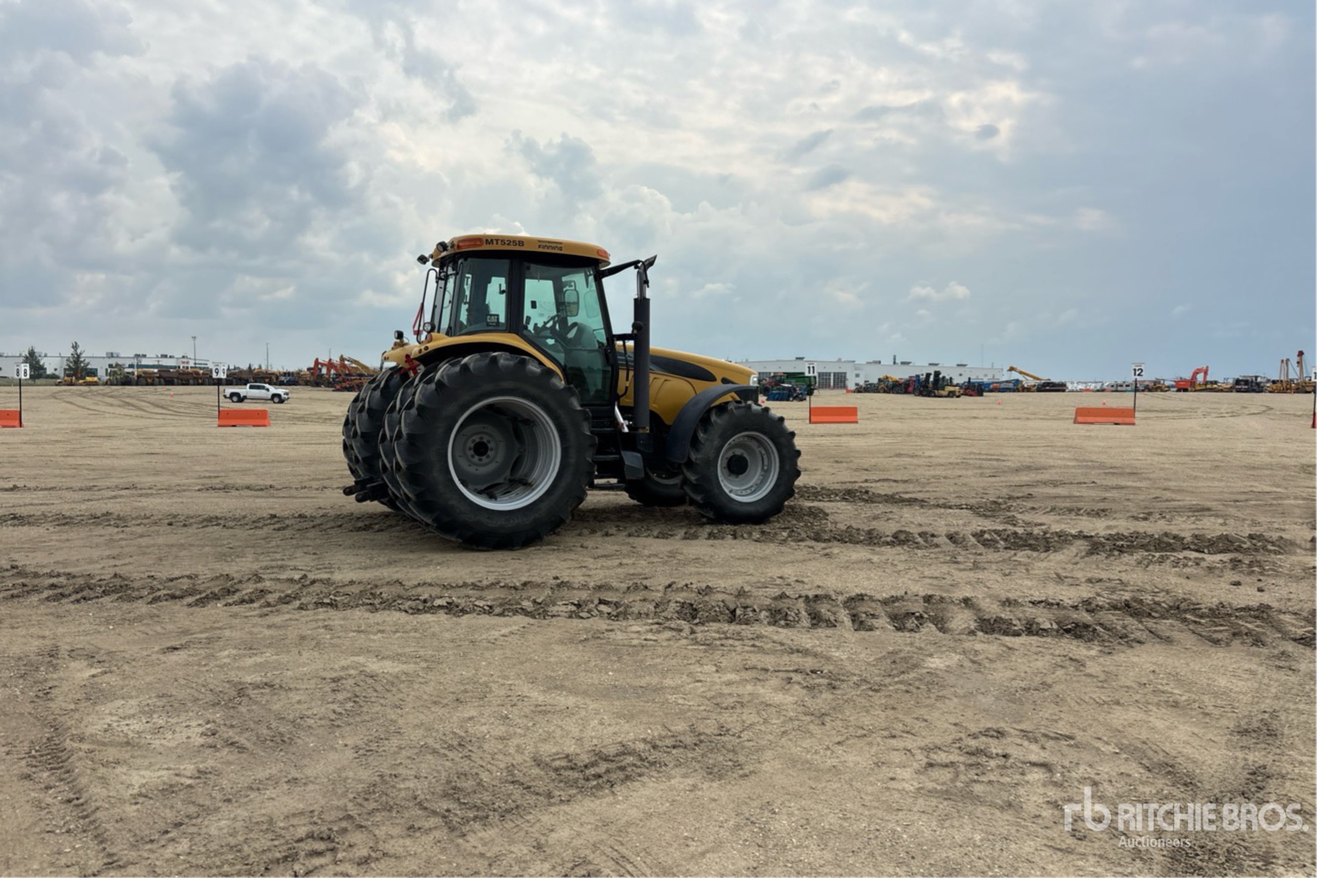 2008 Challenger MT525B