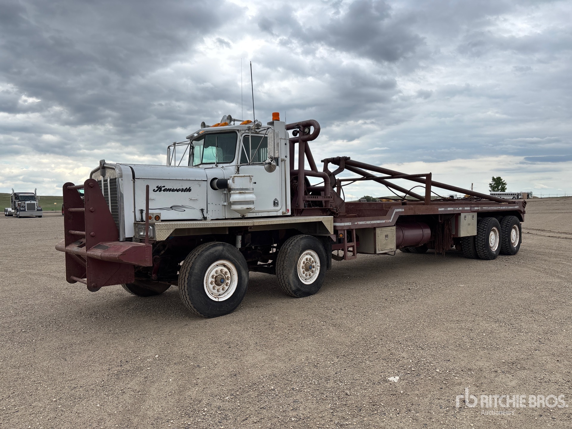Photo of a 1982 Kenworth C500