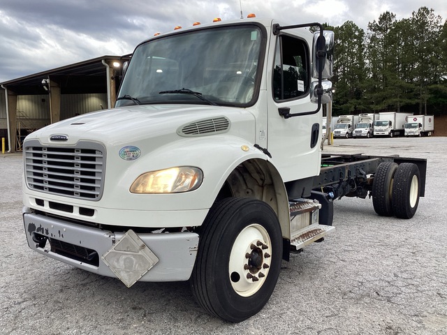 2017 Freightliner M2 106 4x2 Cab and Chassis