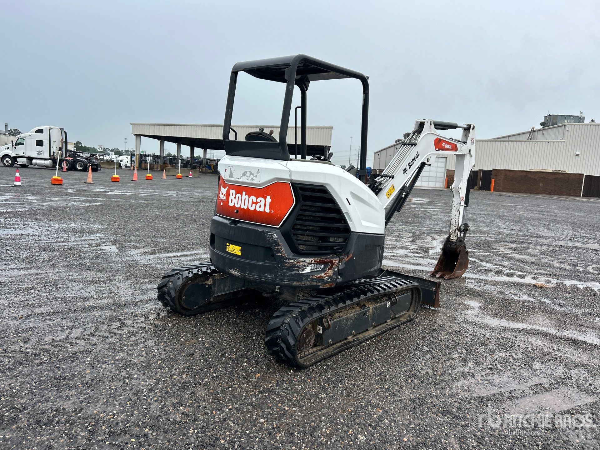 General Appearance with Picture, Right Rear Corner