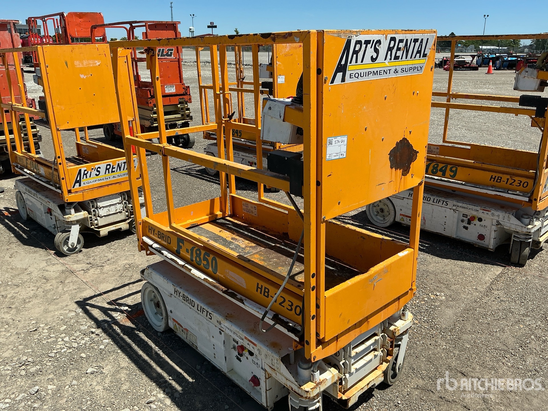 Photo of a 2017 Hy-Brid HB-1230