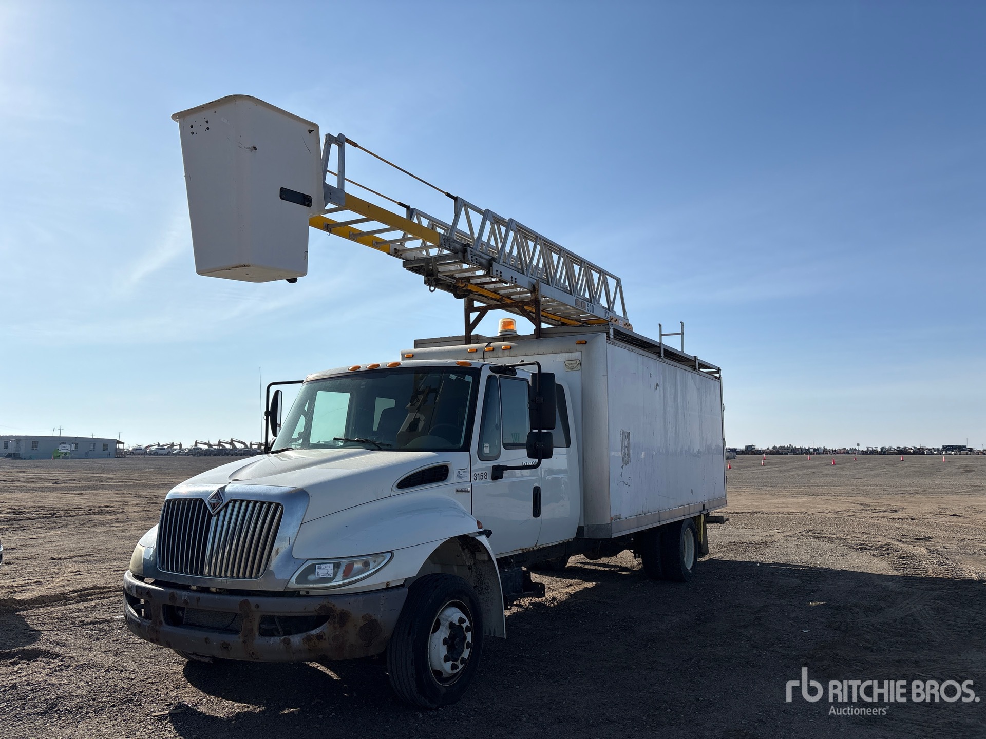 General Appearance with Image, coin avant gauche