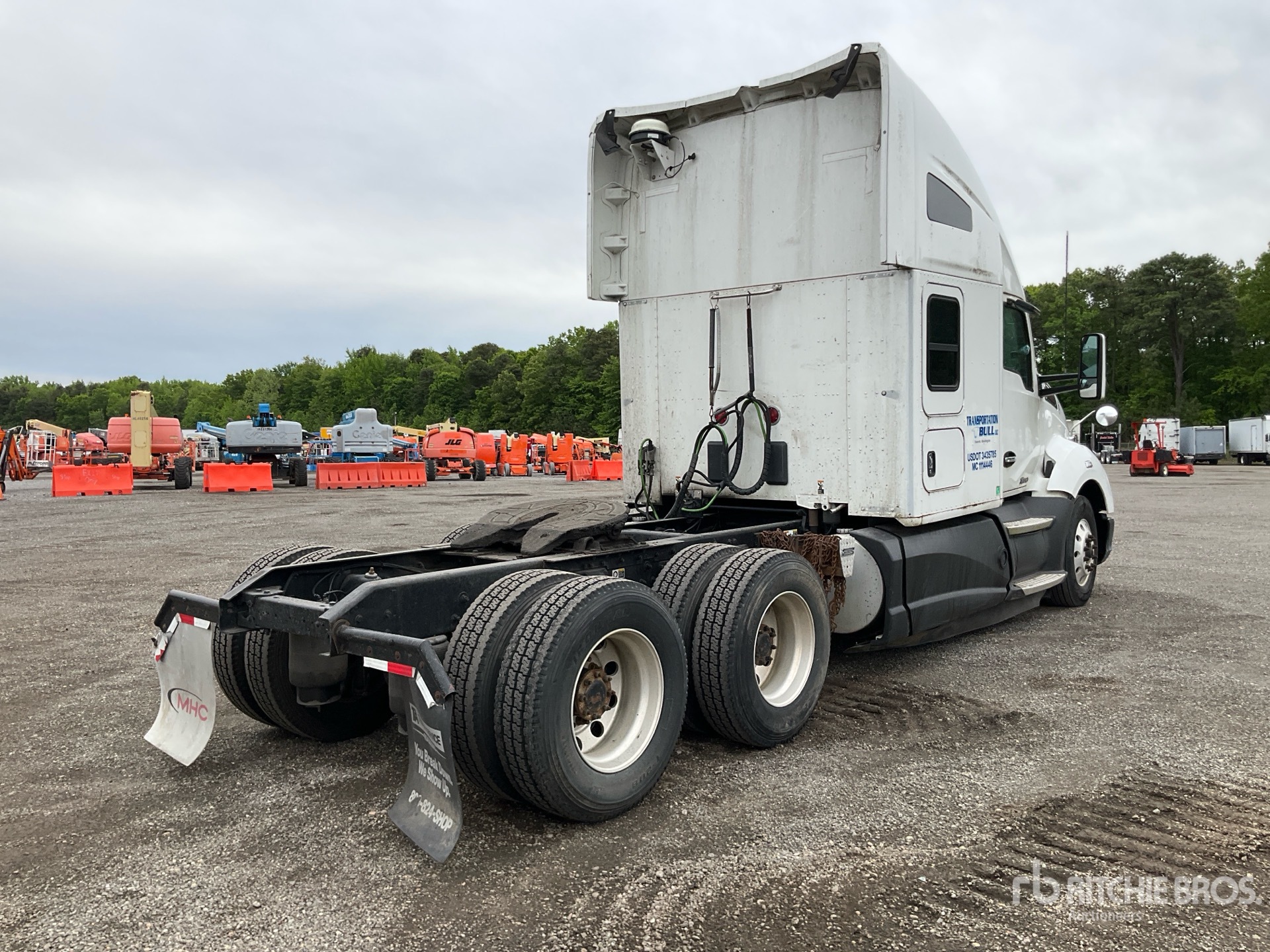 General Appearance with Picture, Right Rear Corner