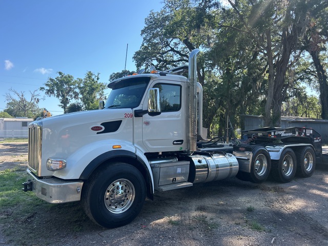 2025 Peterbilt 567 8x4 Tri/A Day Cab Truck Tractor 2025 Peterbilt 567 8x4 Tri/A Day Cab Truck Tractor