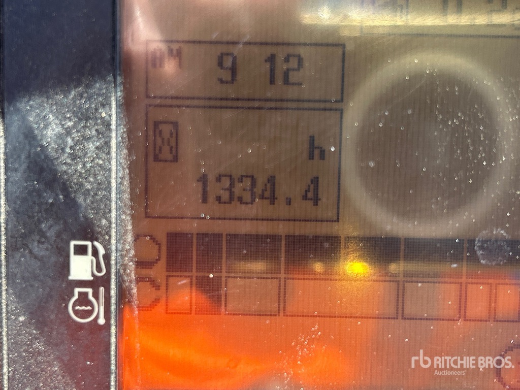 General Appearance with Hour Meter / Odometer
