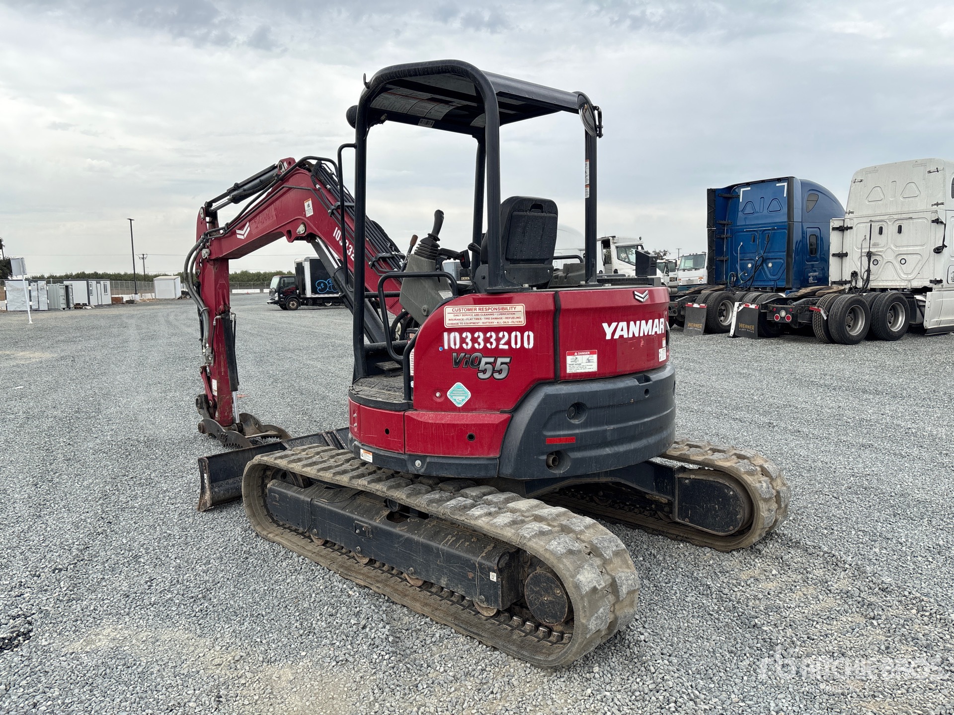 General Appearance with Picture, Left Rear Corner