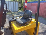 Control Station with Seats/Armrests