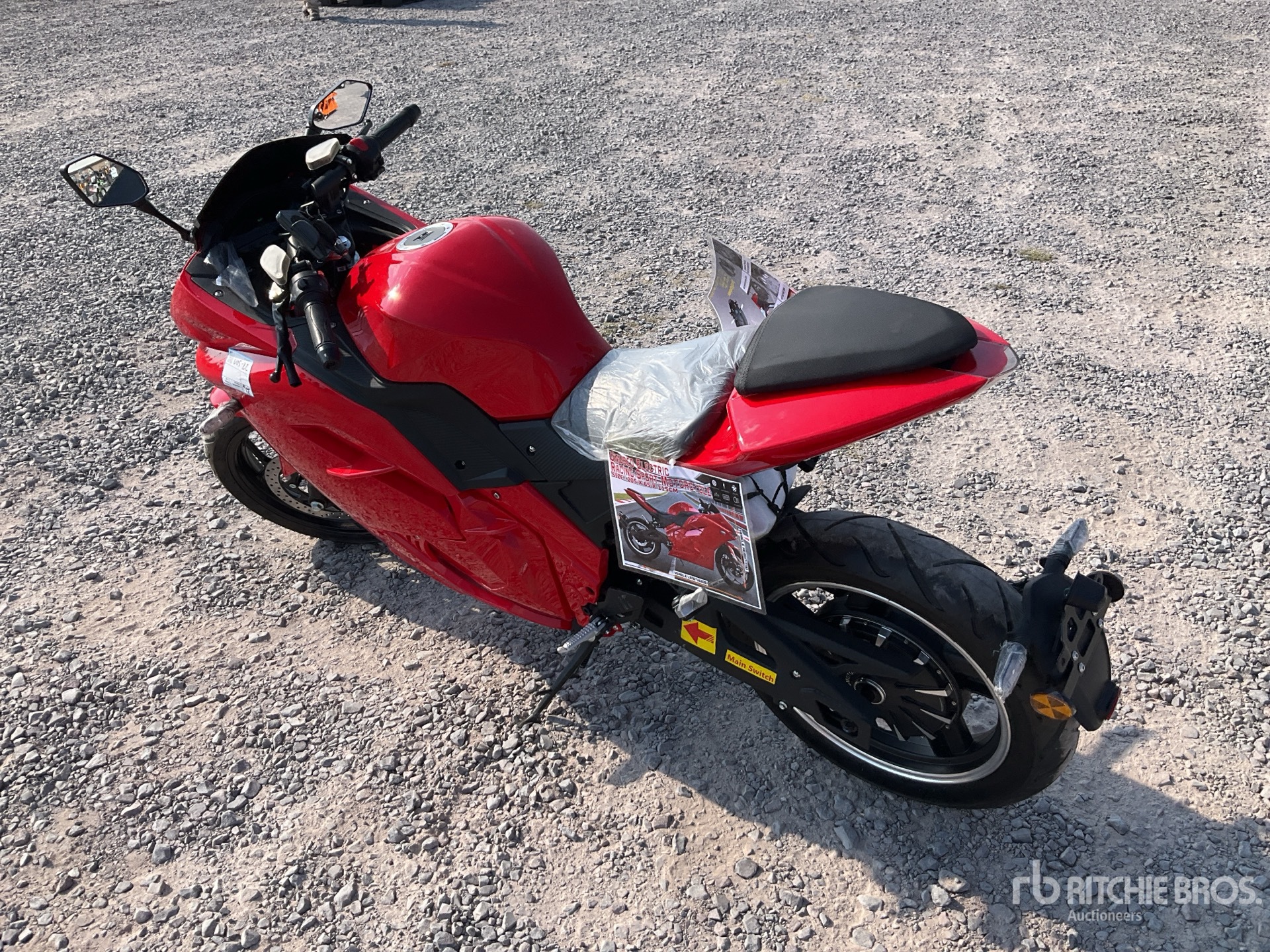 General Appearance with Picture, Left Rear Corner