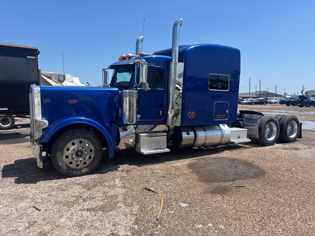 2017 Peterbilt 389 6x4 T/A Sleeper Truck Tractor (Inoperable)