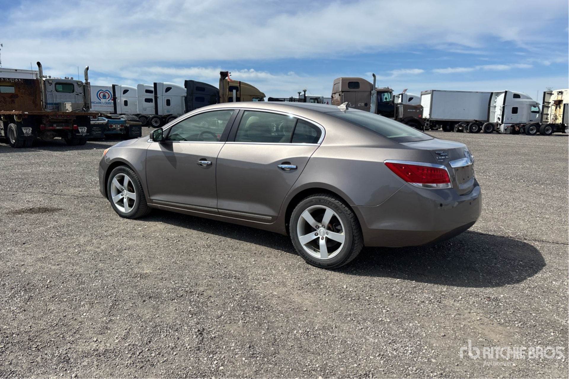 General Appearance with Picture, Left Rear Corner