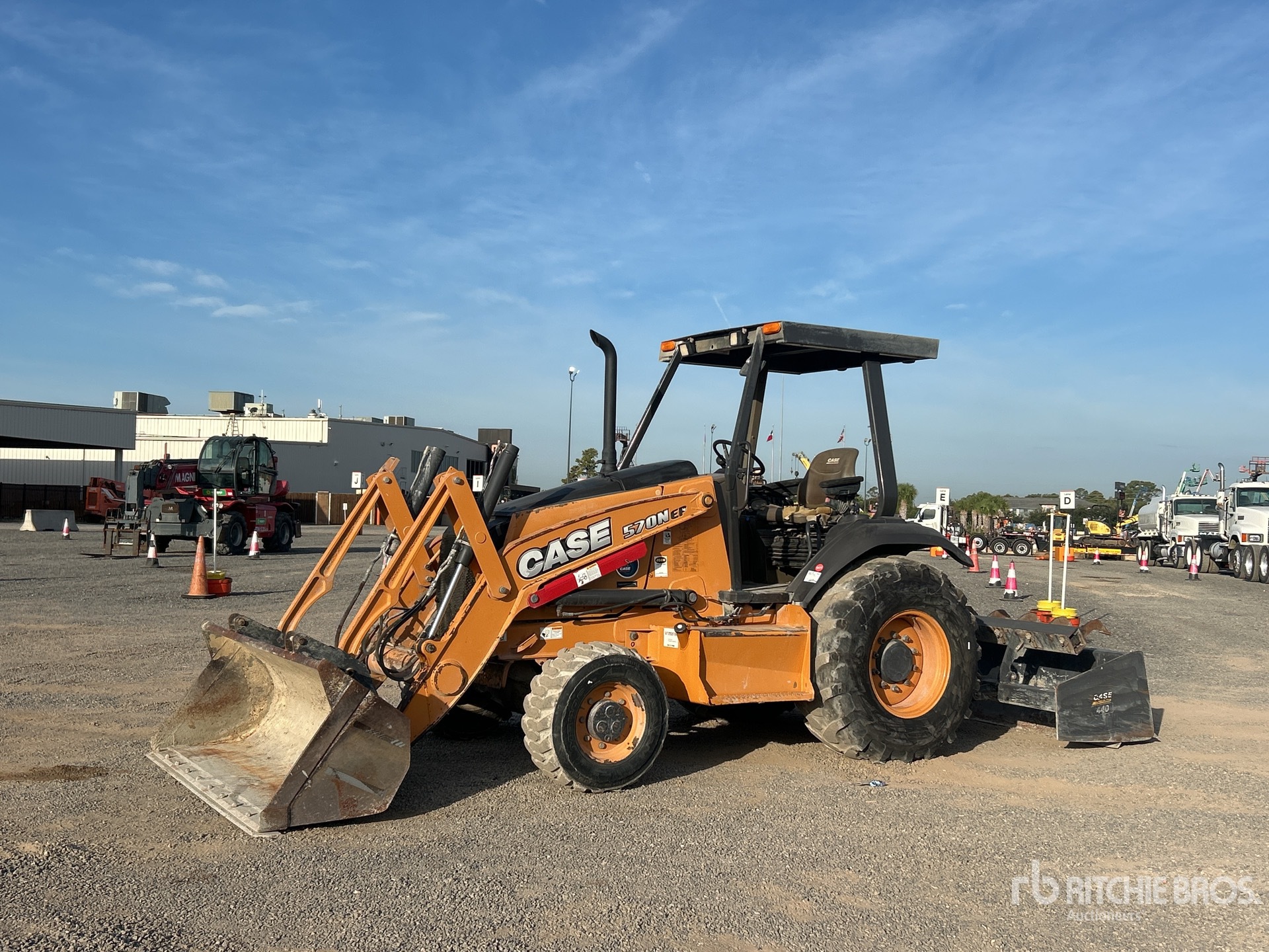 2016 Case 570N EP