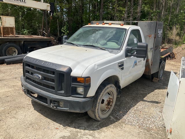 2008 Ford F-350 Super Duty XL 4x2 Flatbed Truck 2008 Ford F-350 Super Duty XL 4x2 Flatbed Truck