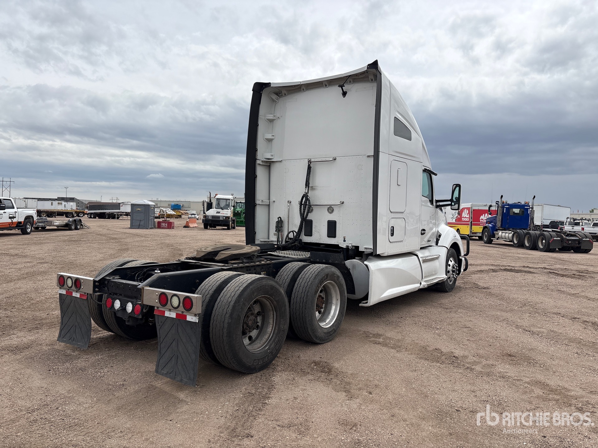 General Appearance with Picture, Right Rear Corner