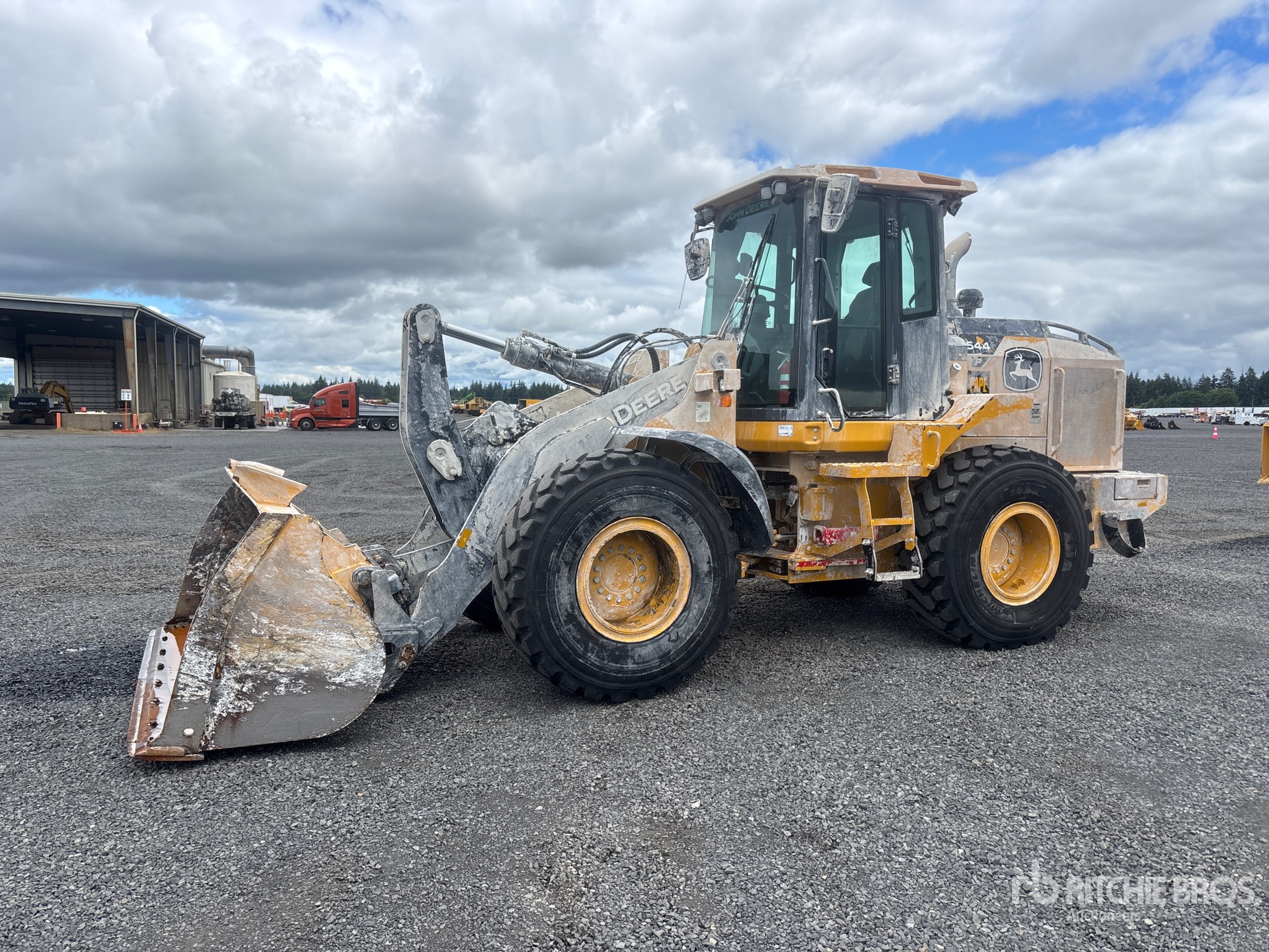 Photo of a 2021 John Deere 544 P-TIER