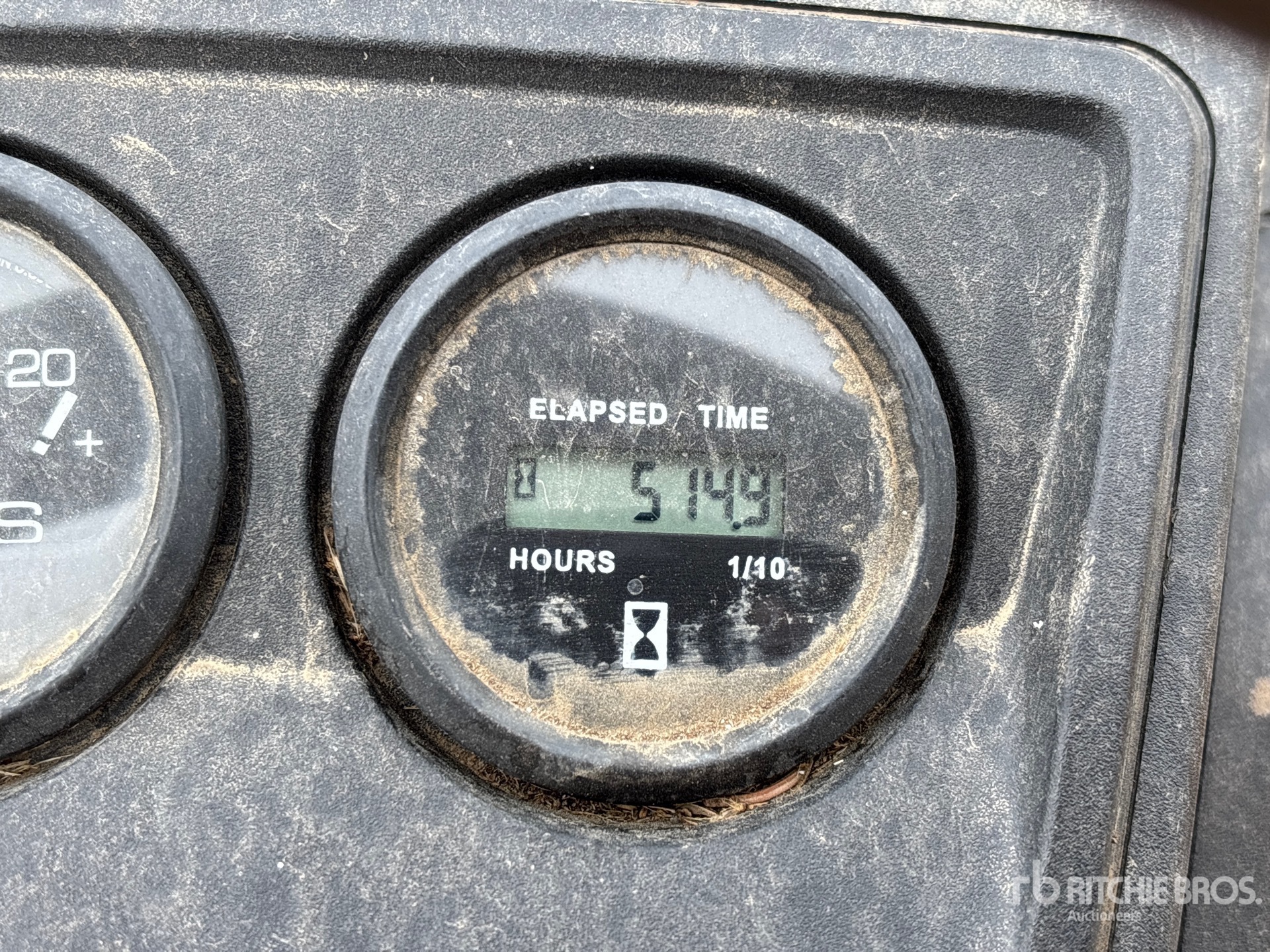 General Appearance with Hour Meter / Odometer