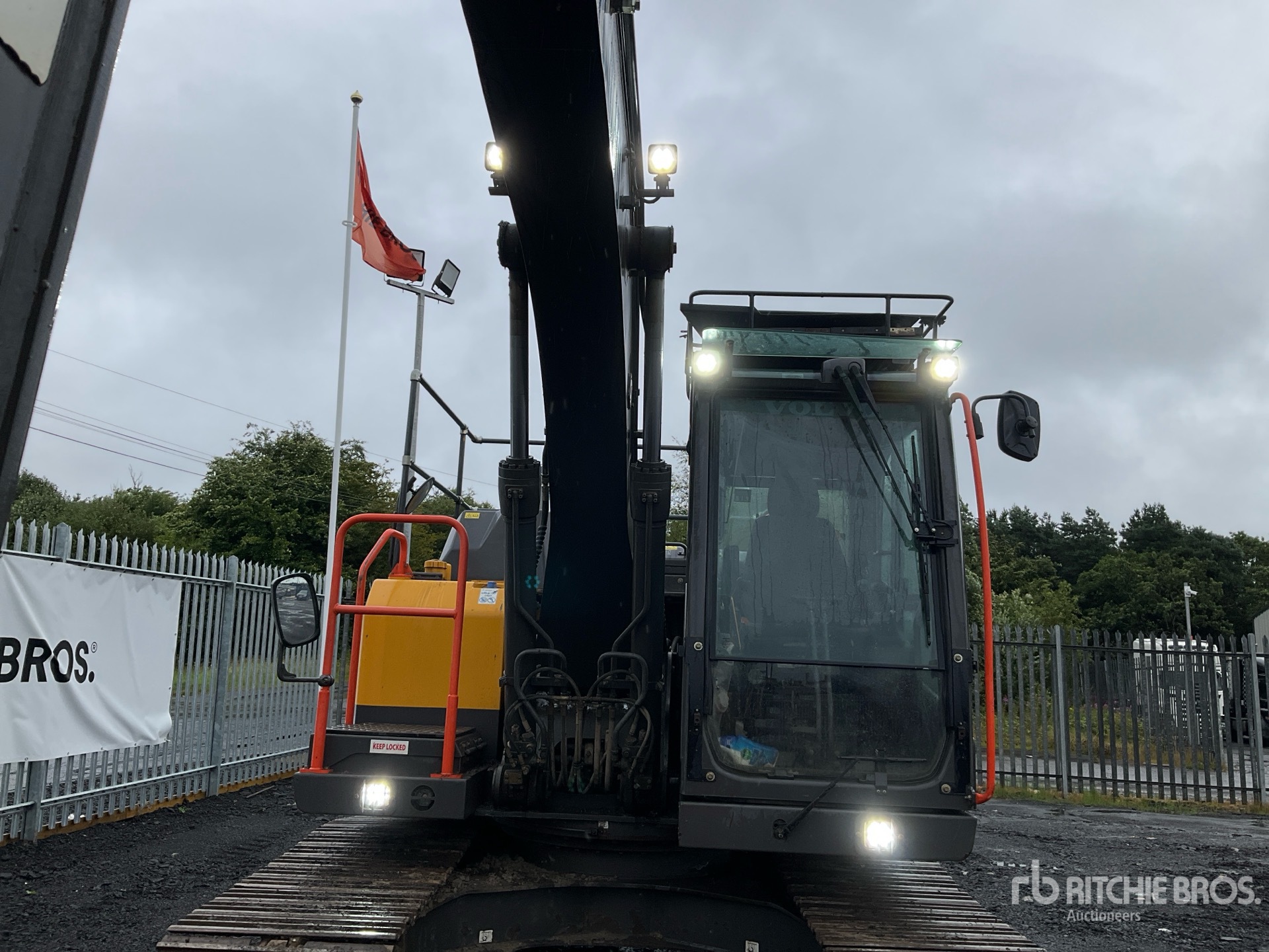 2022 Volvo EC140EL