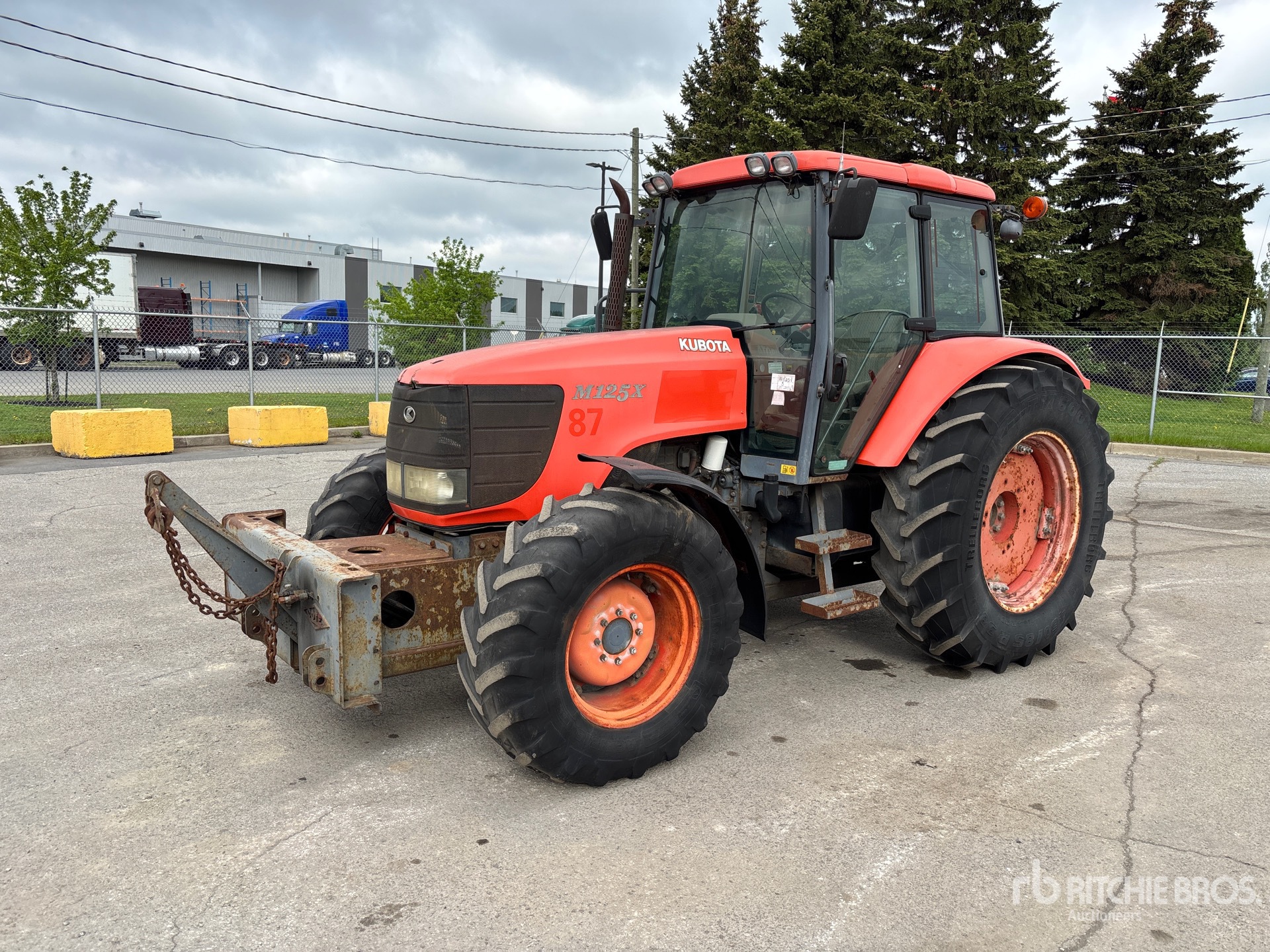Photo of a 2006 Kubota M125X