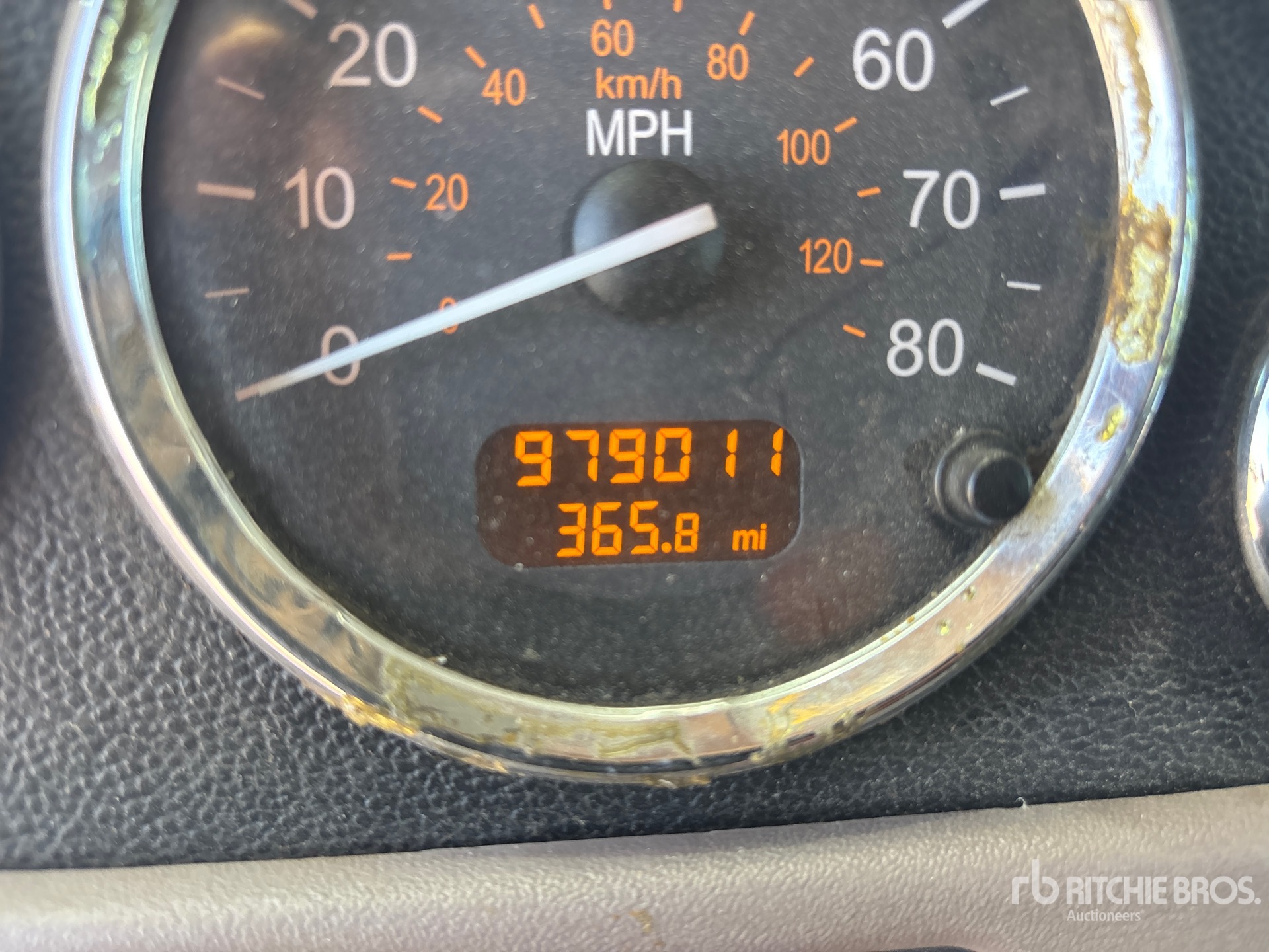 General Appearance with Hour Meter / Odometer