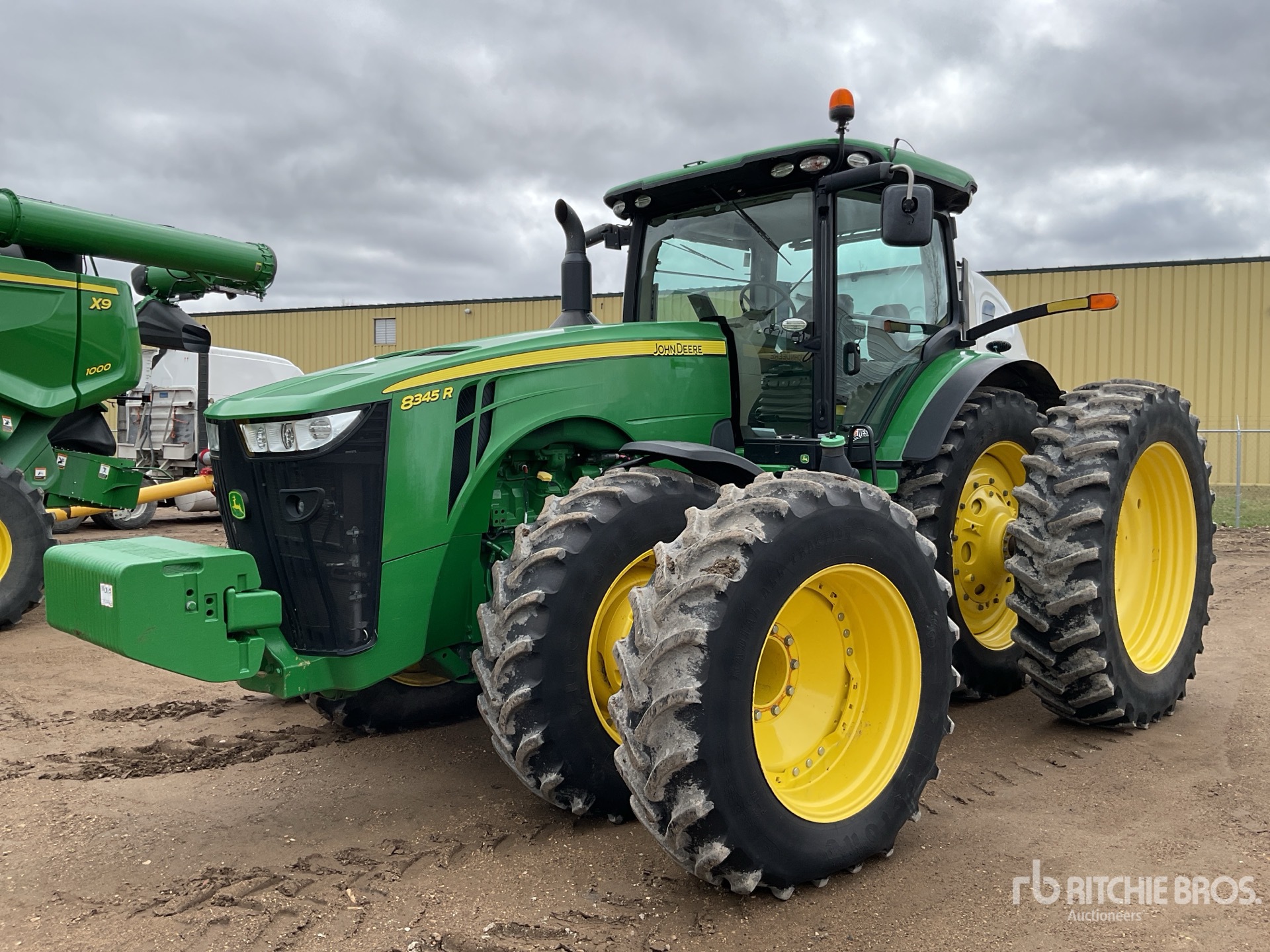 Photo of a 2016 John Deere 8345R